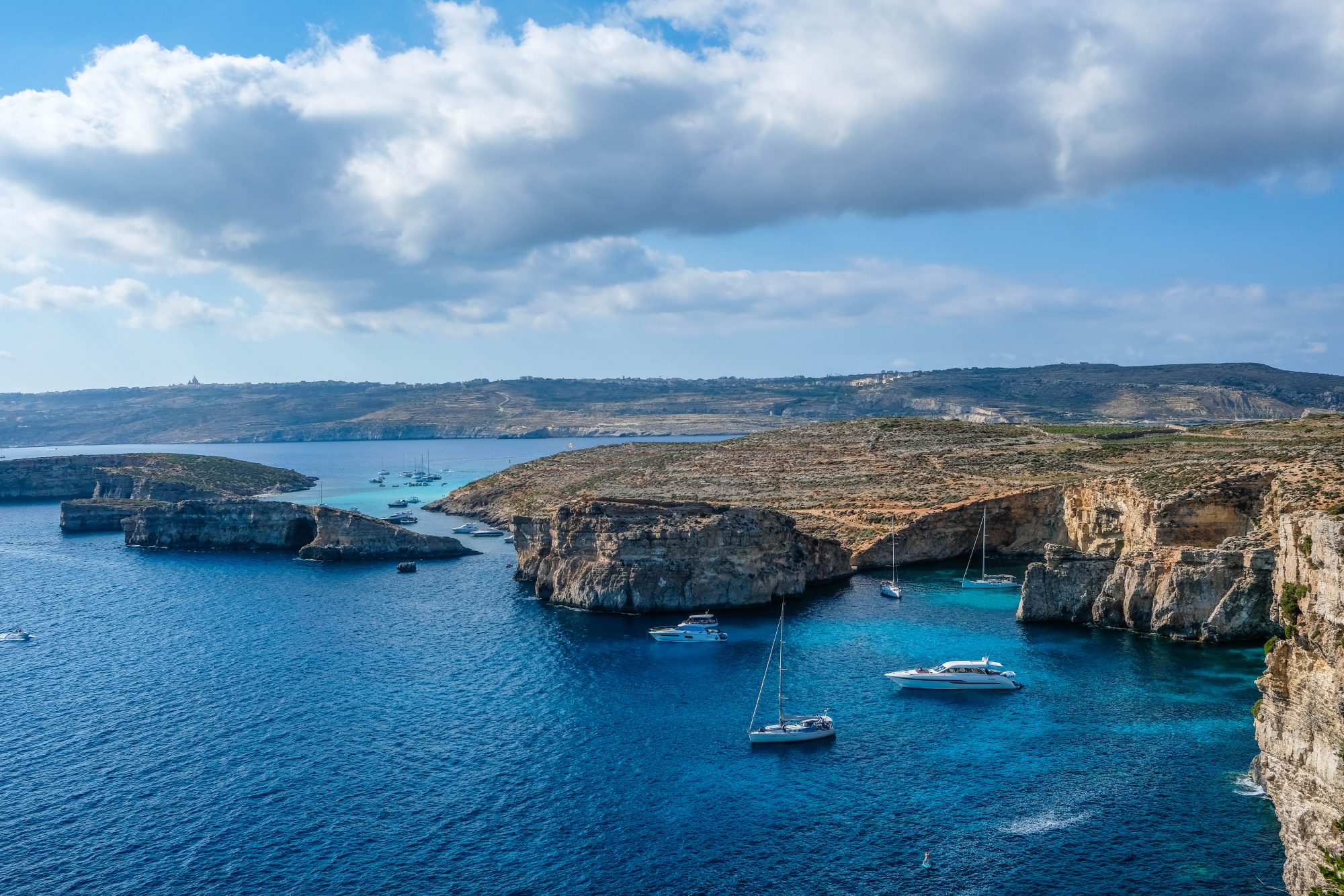 Blue Lagoon et Gozo en fond