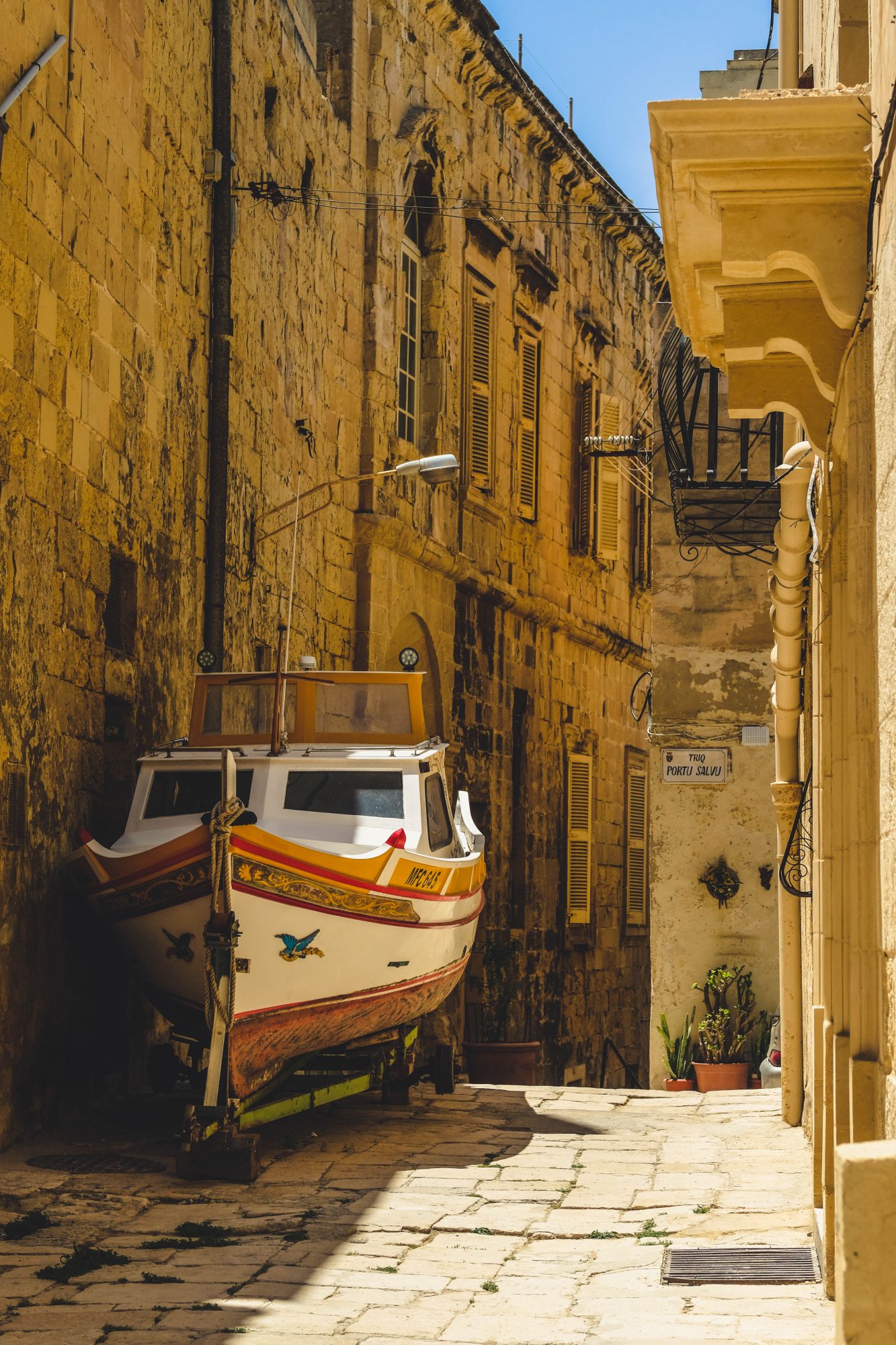 Bateau isolé - La Valette Malte