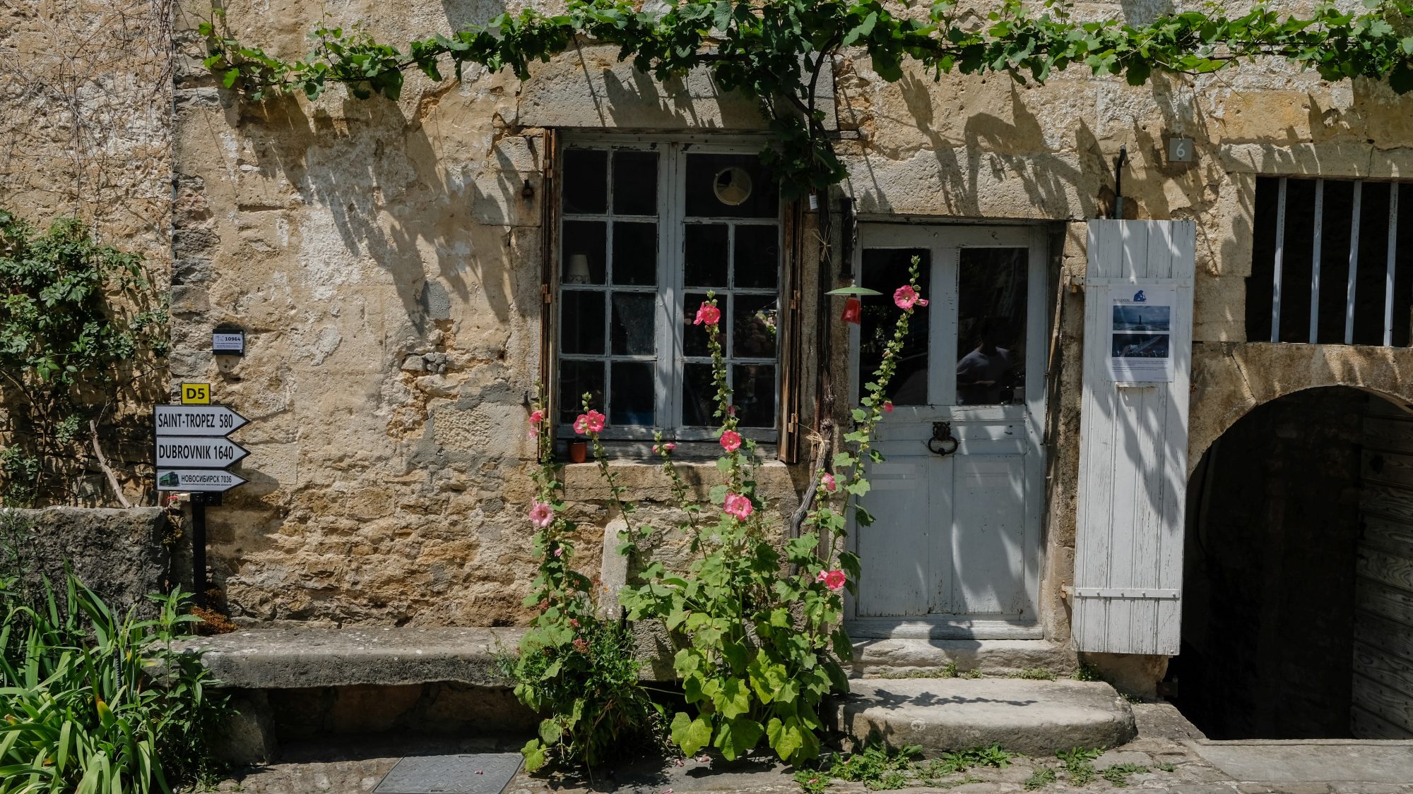 Saint tropez 580km - Chateau-Chalon, Jura