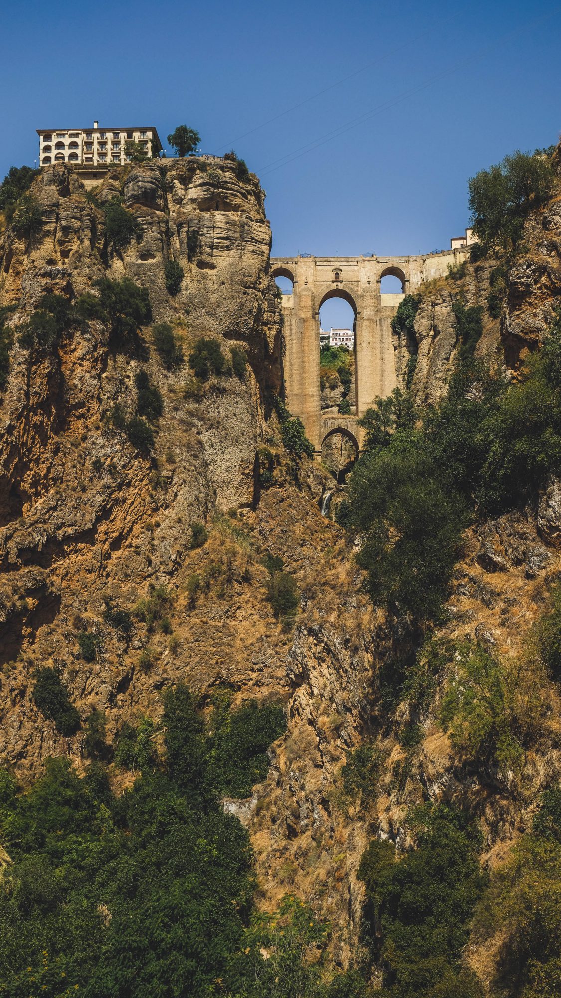 Drone sous le pont nouveau - Ronda, Espagne