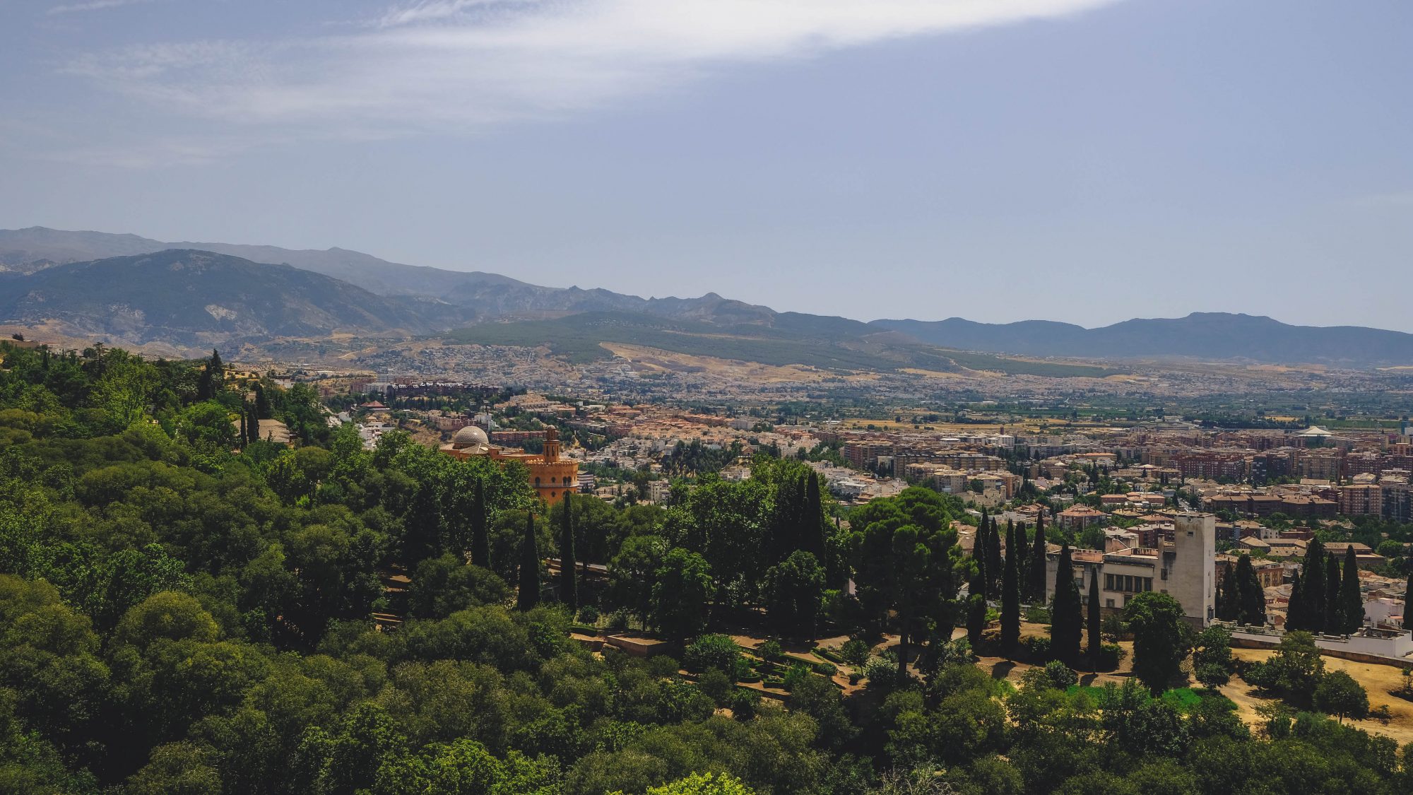 Vue depuis l'Alhambra sur la Sierra Nevada