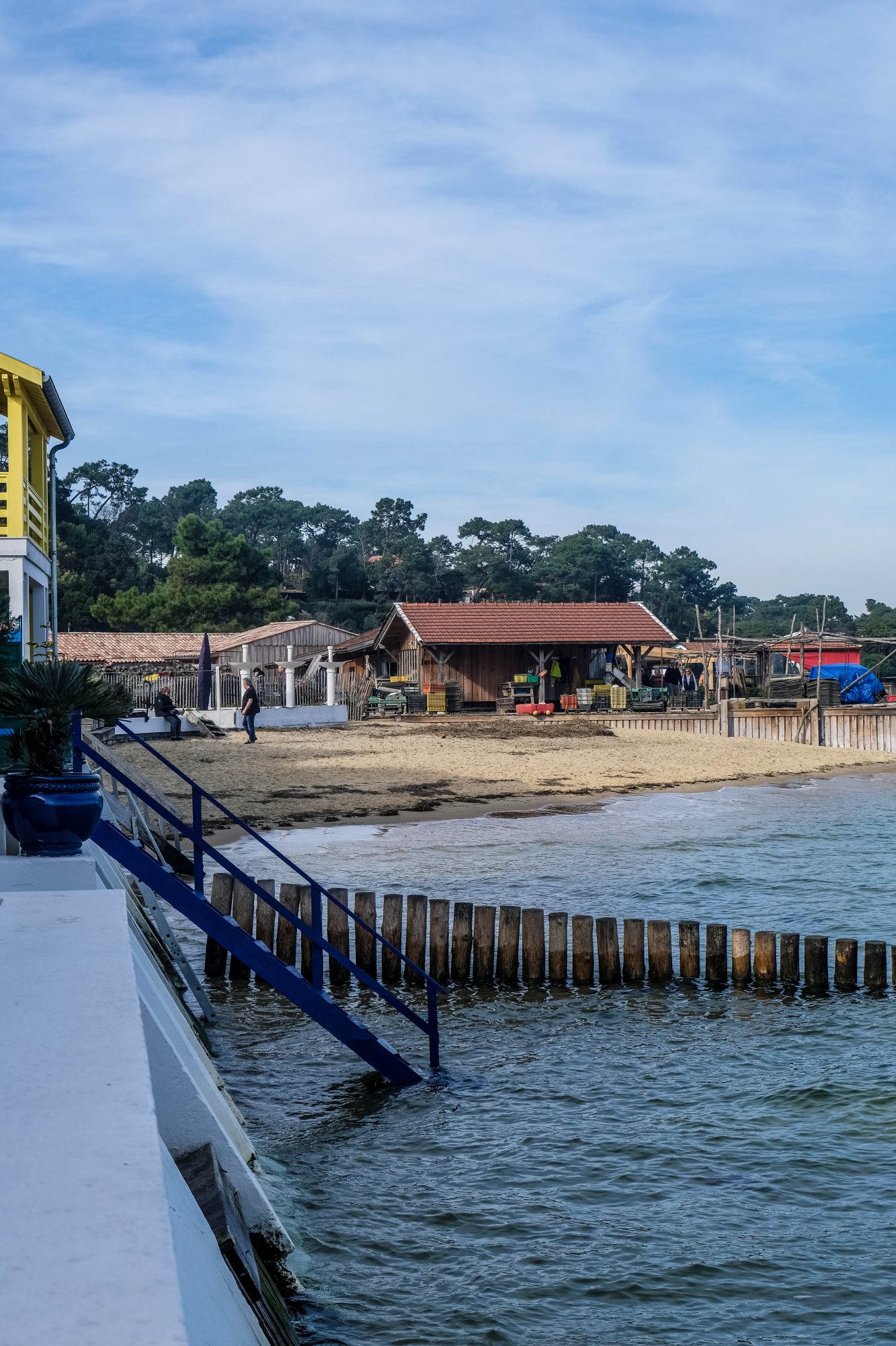 Plage du village de l'Herbe