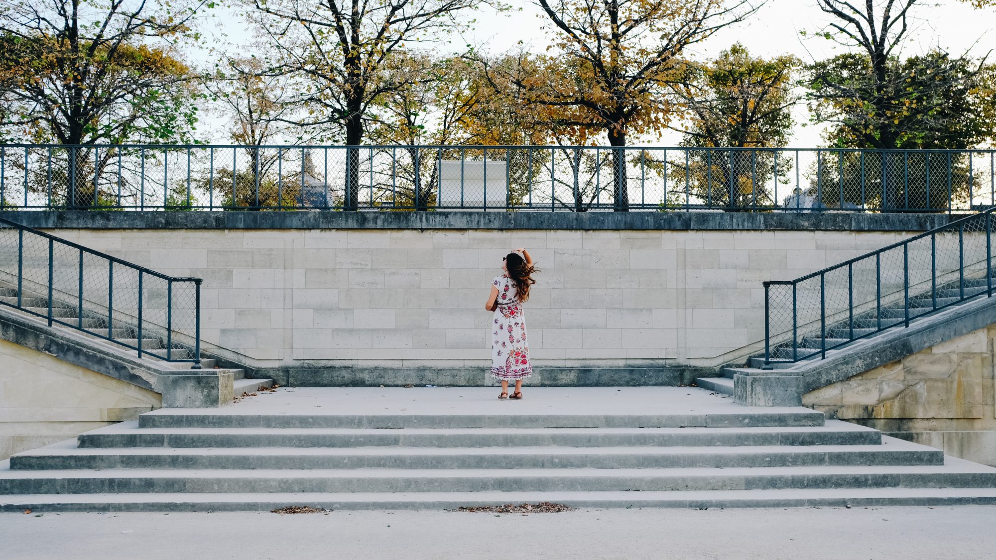 Escaliers des tuileries - Paris