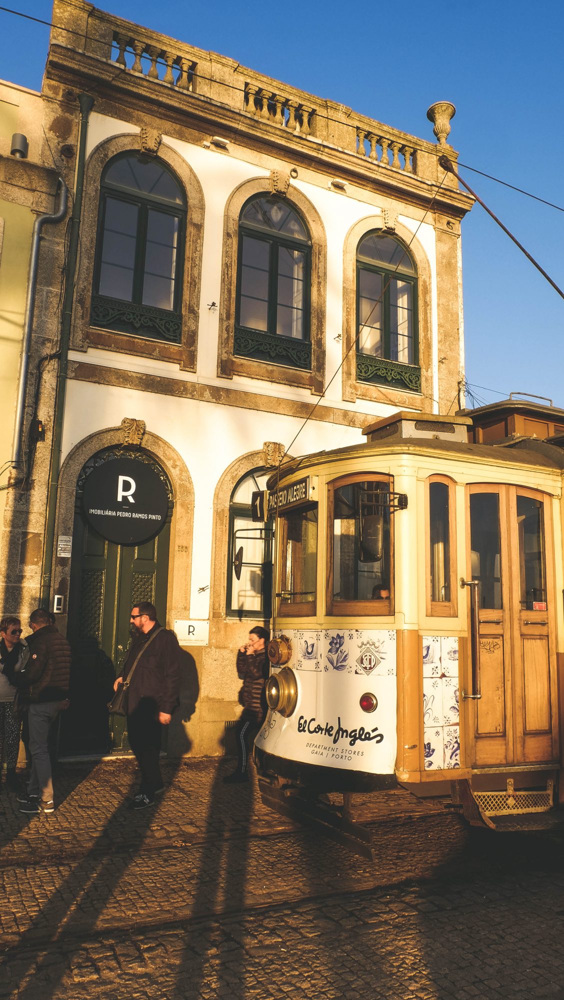 Le tramway a lui aussi des azulejos !