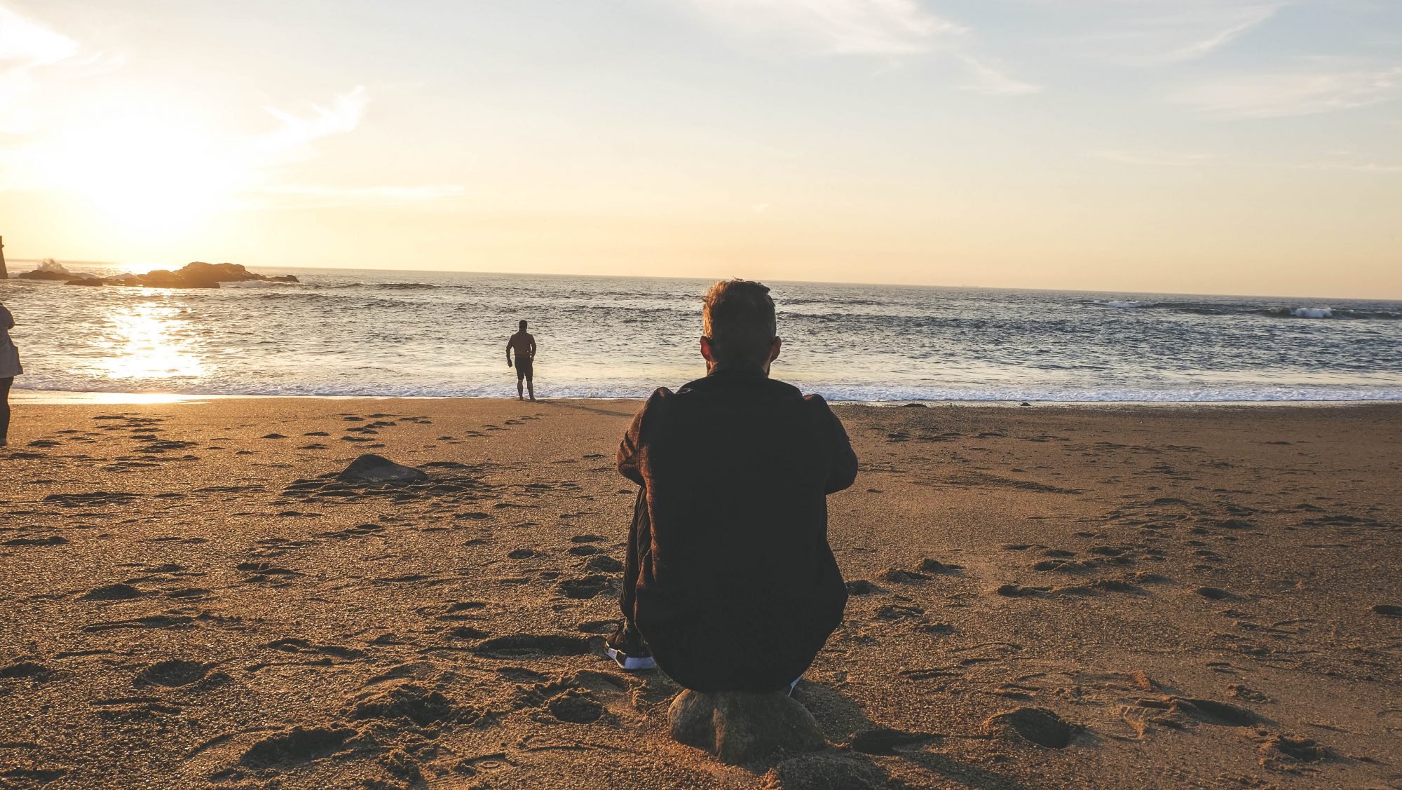 Mimi face à l'océan