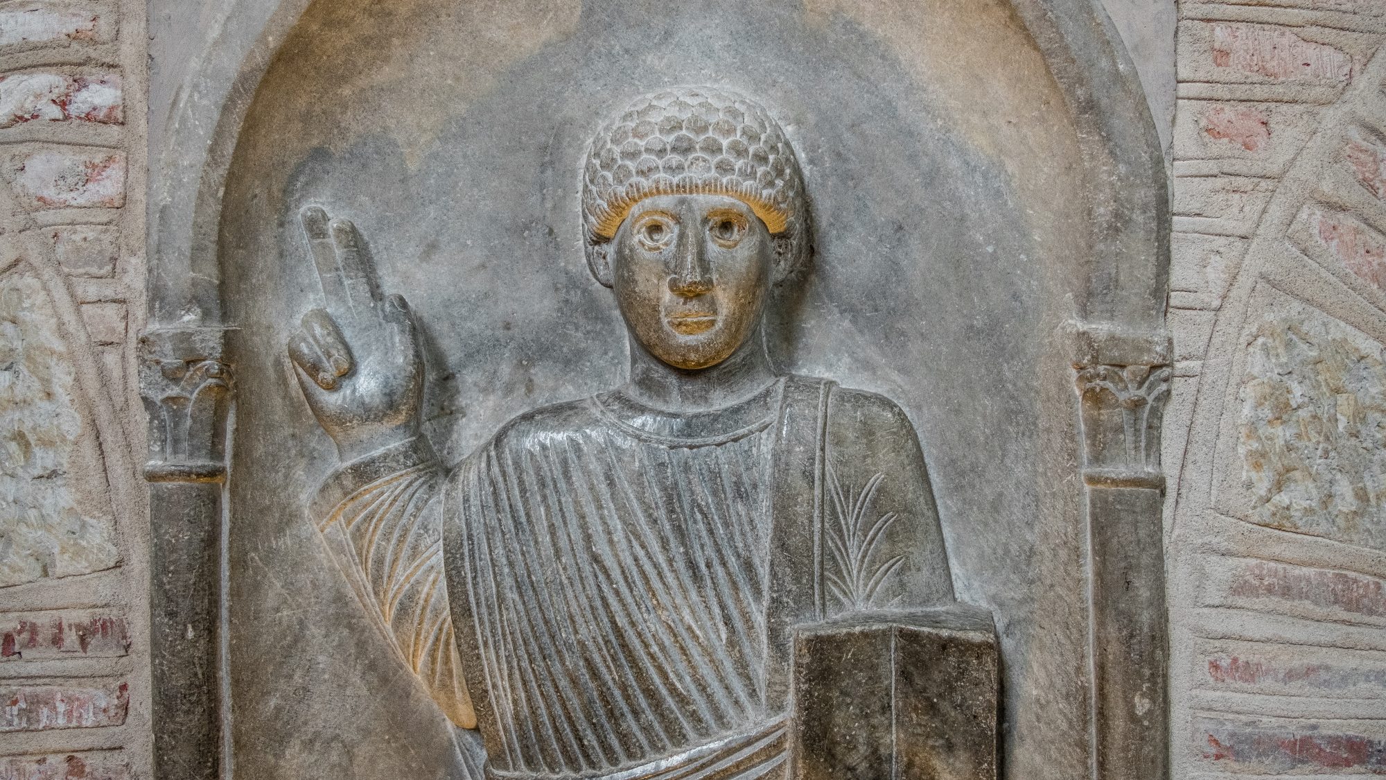 Saint dans la crypte de la basilique St Sernin