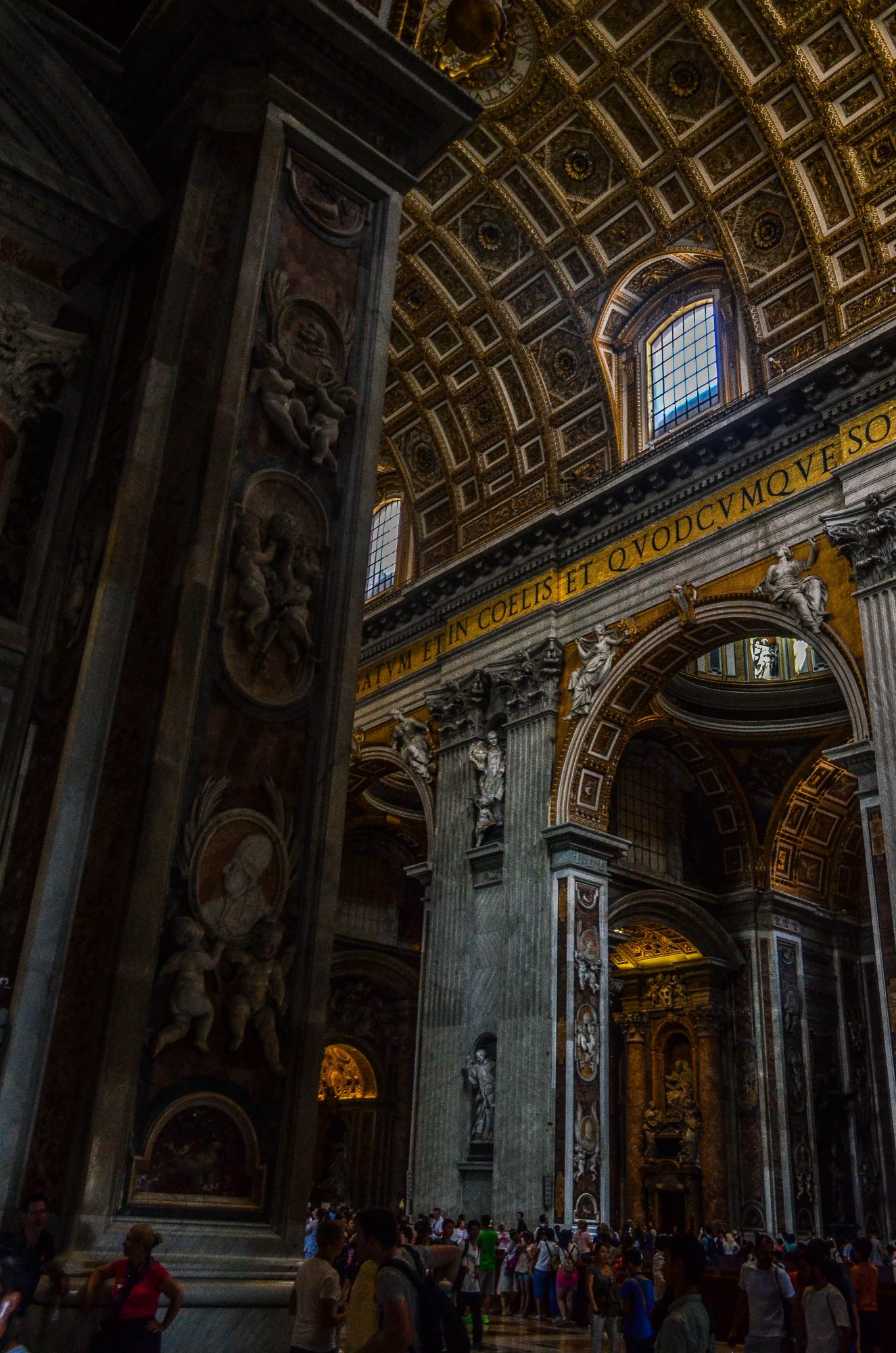 Intérieur de la basilique St Pierre