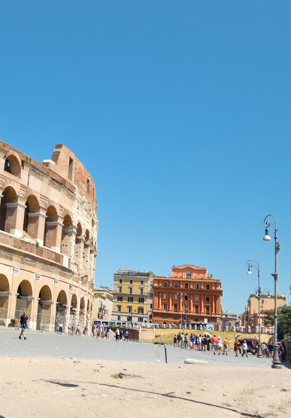 Détails aux alentours du Colisée