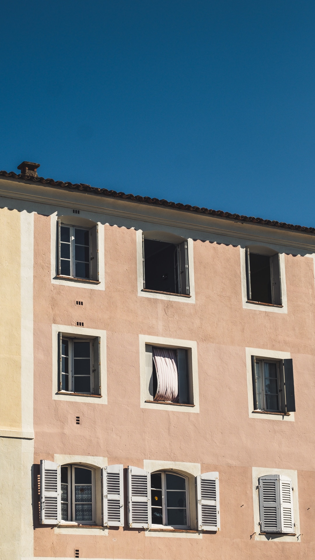 maisons colorées à port grimaud