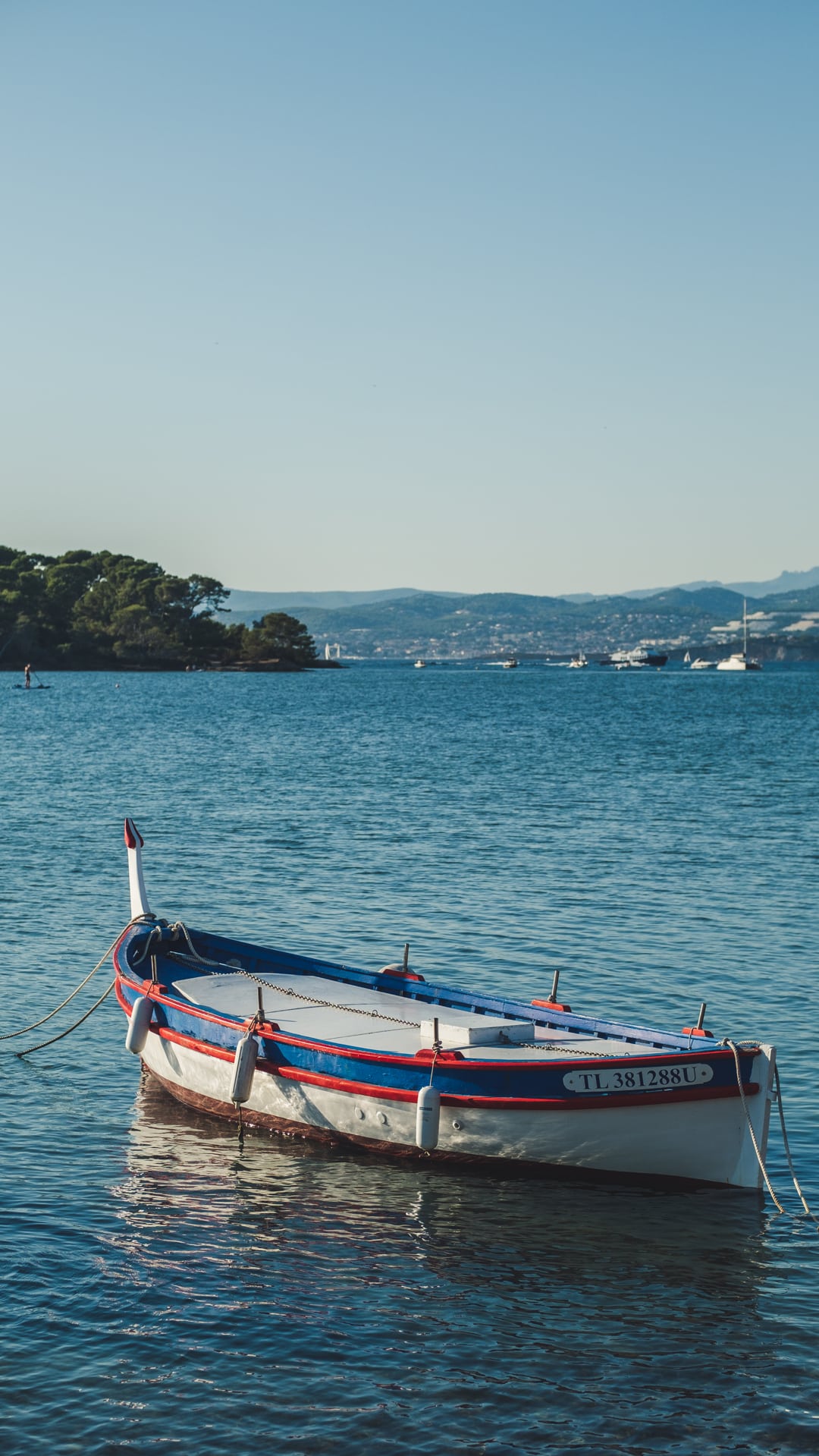 Un pointu : bateau traditionnel de Six Fours les plages