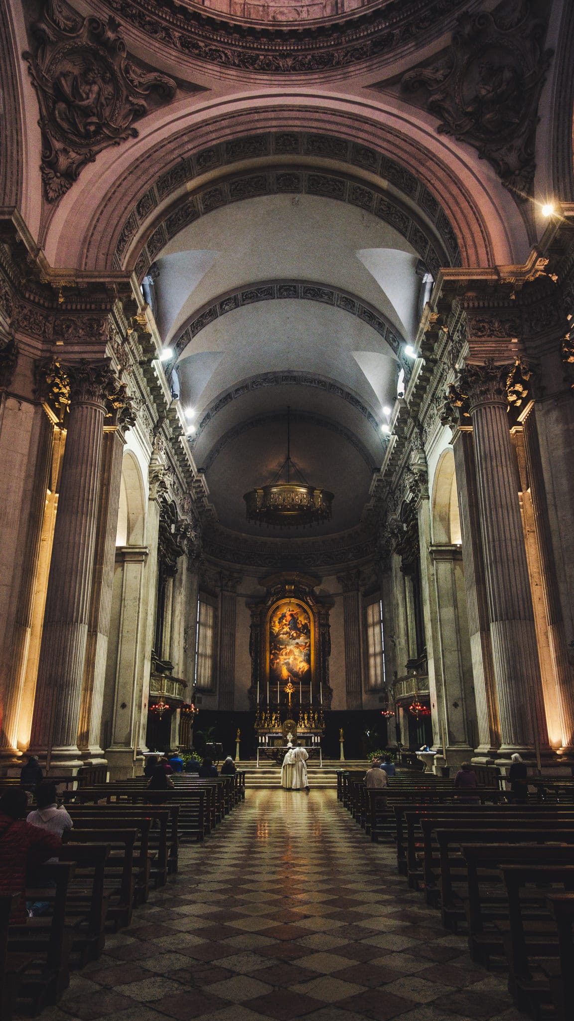 Intérieur de la cathédrale de Brescia
