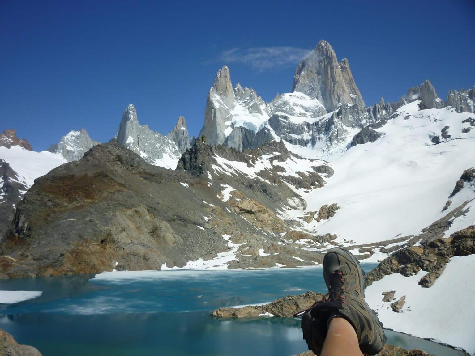 Quelle histoire de voyageur se cache derrière cette photo ?