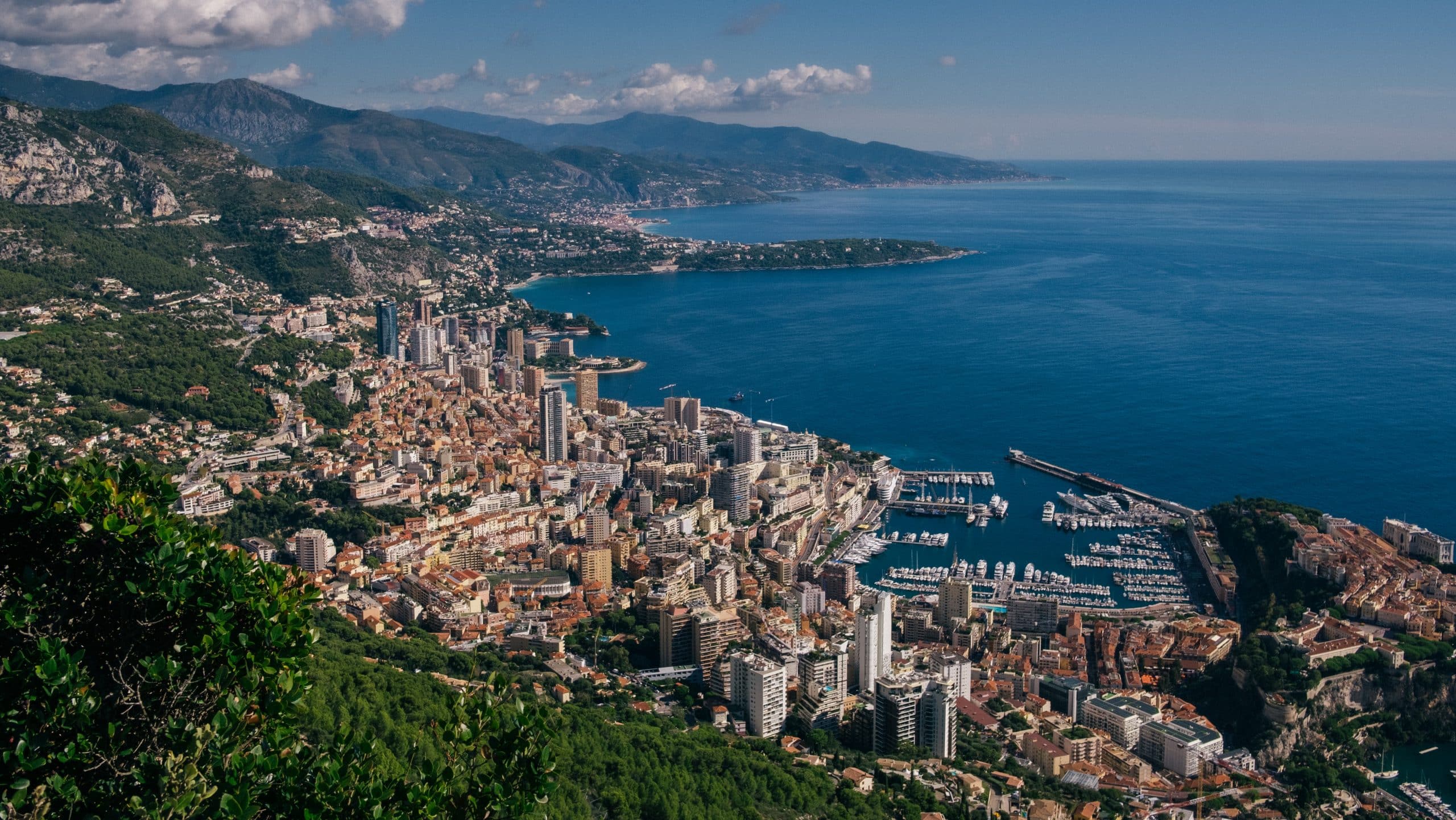 Vue de Monaco depuis la tête au chien à La Turbie