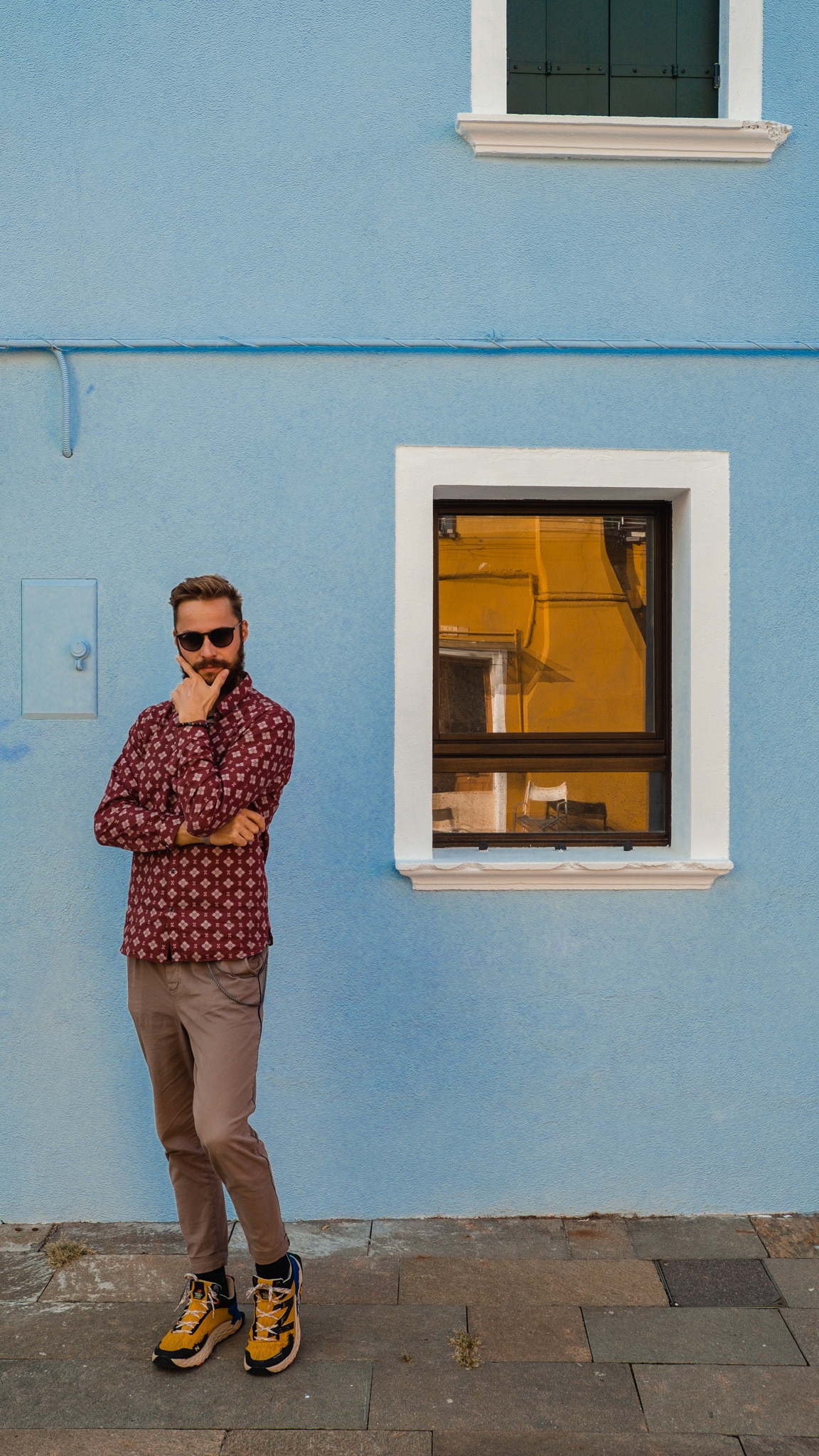 Alex prend la pose à Burano