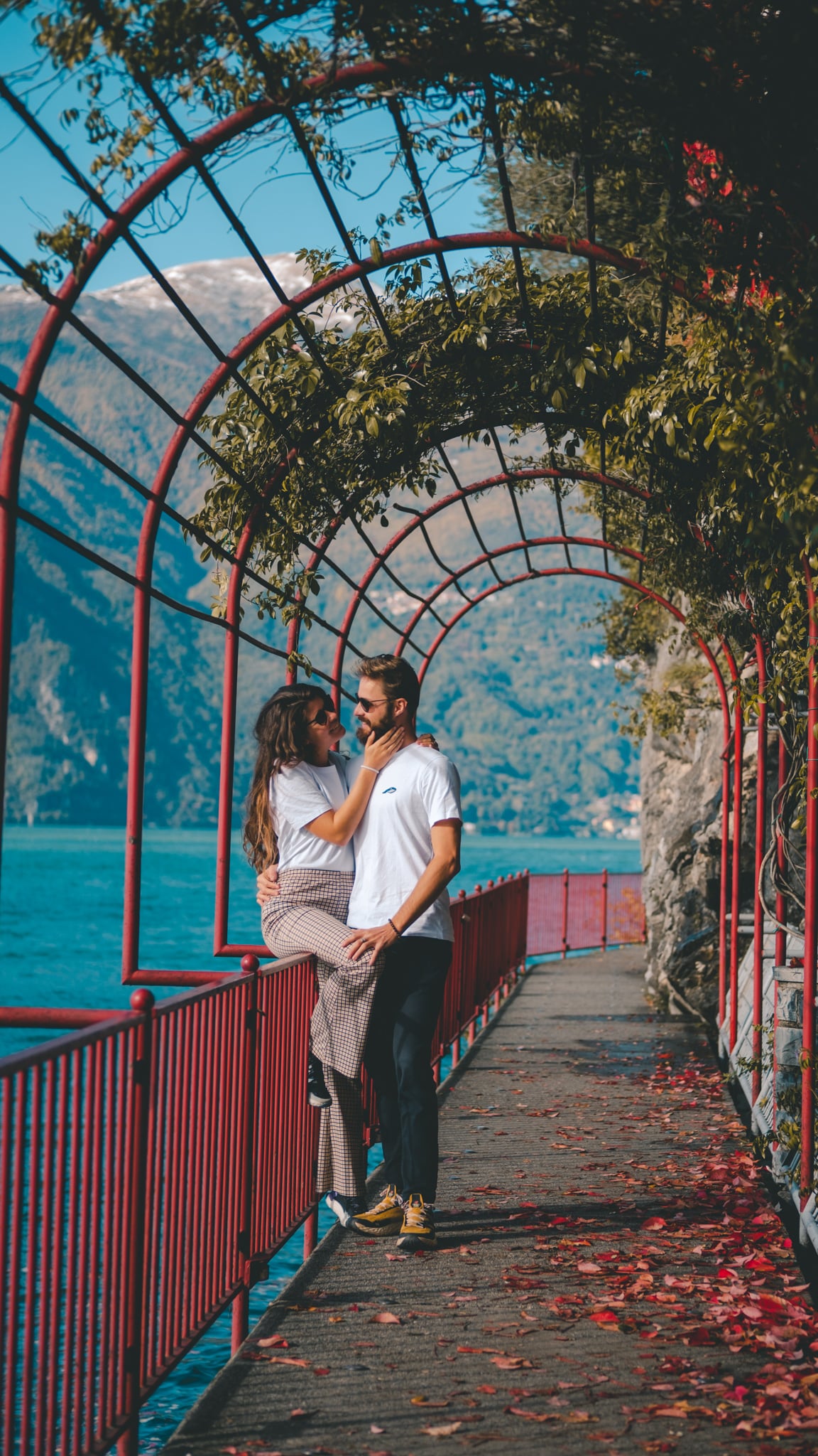Les arches rouges à Varenna