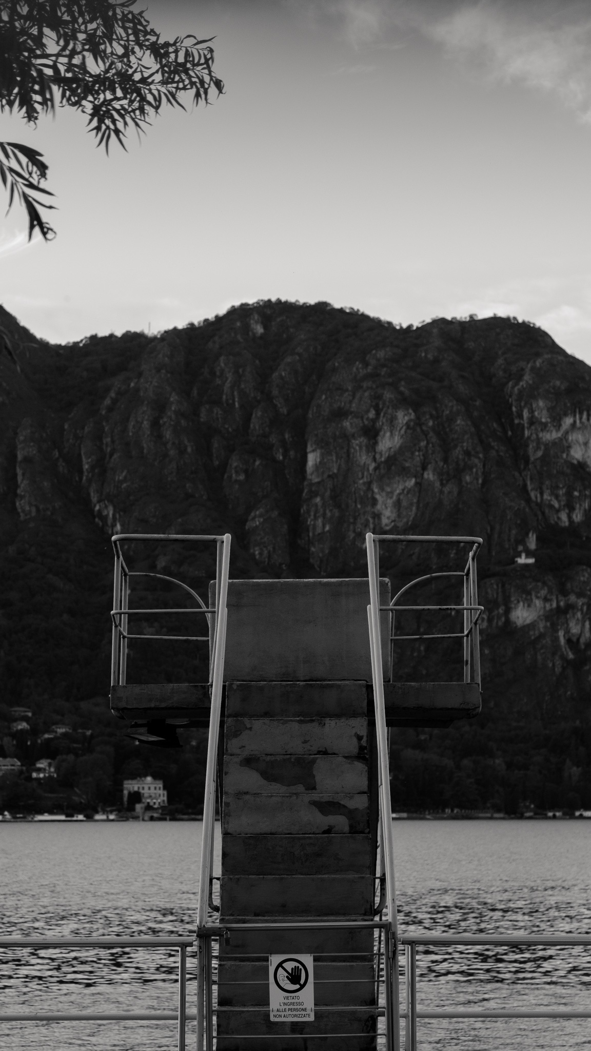 se baigner dans le lac de come