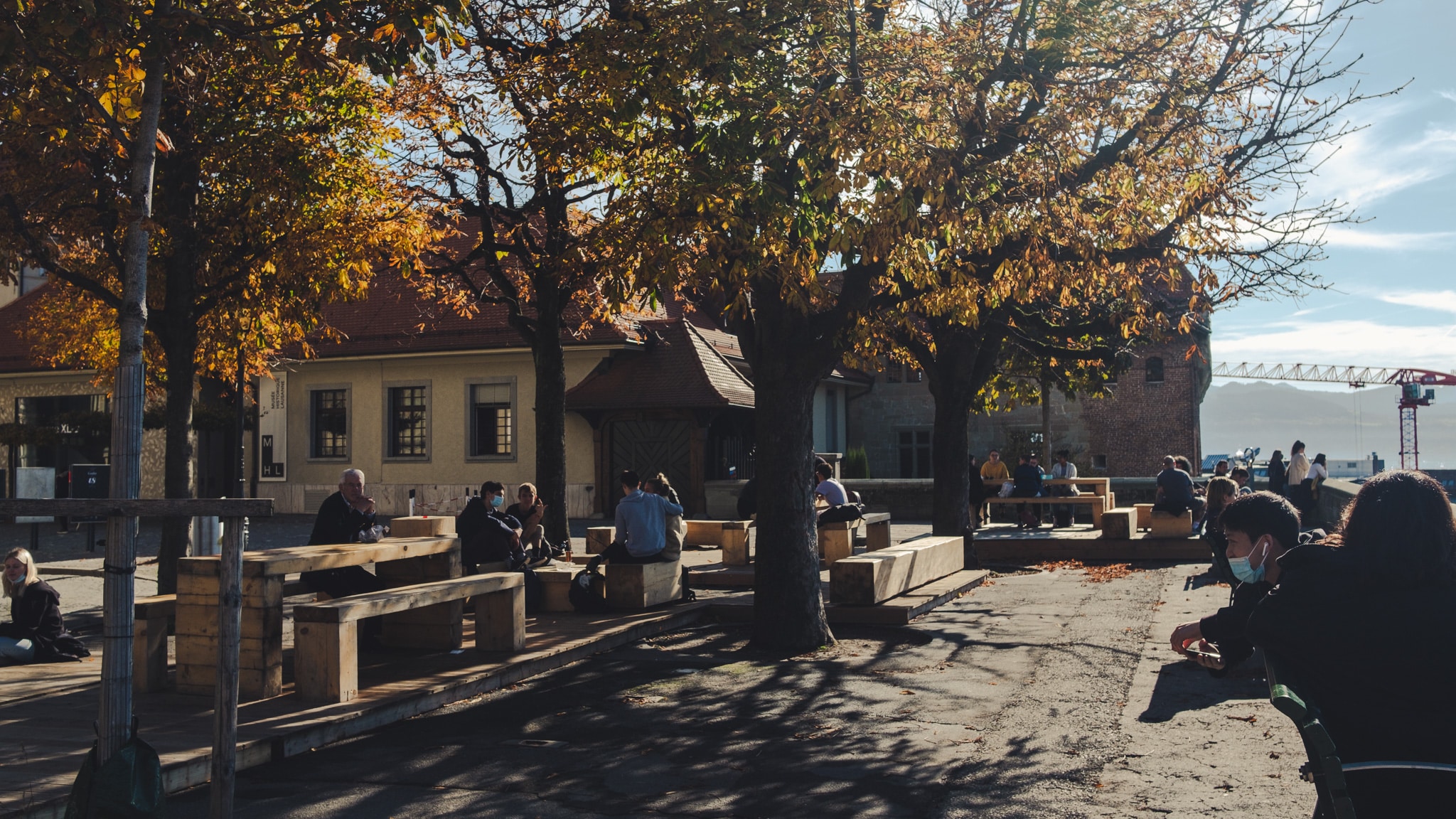 devant la cathedrale de lausanne