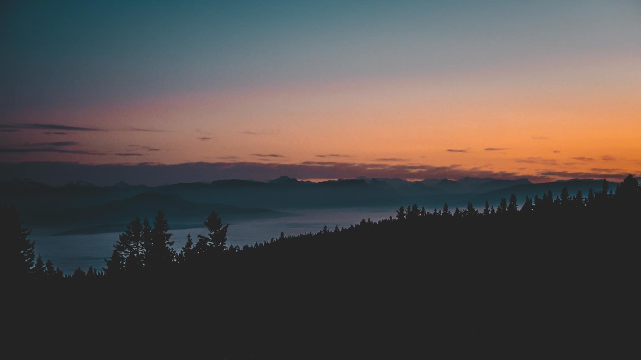 La mer de nuage sur les alpes suisses