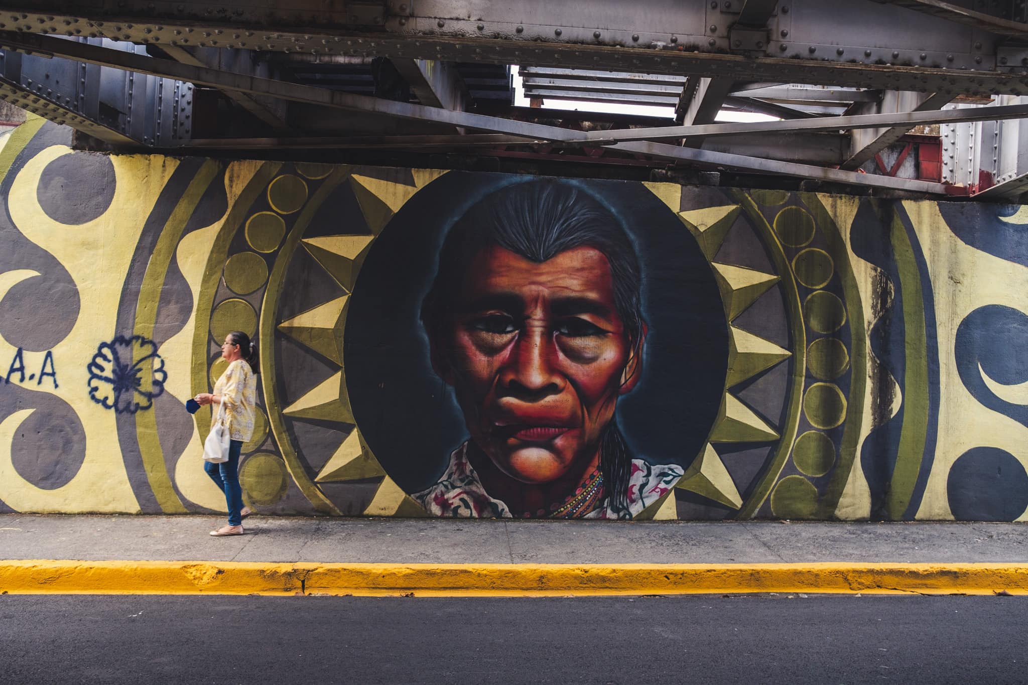 un beau visage près du parque nacional