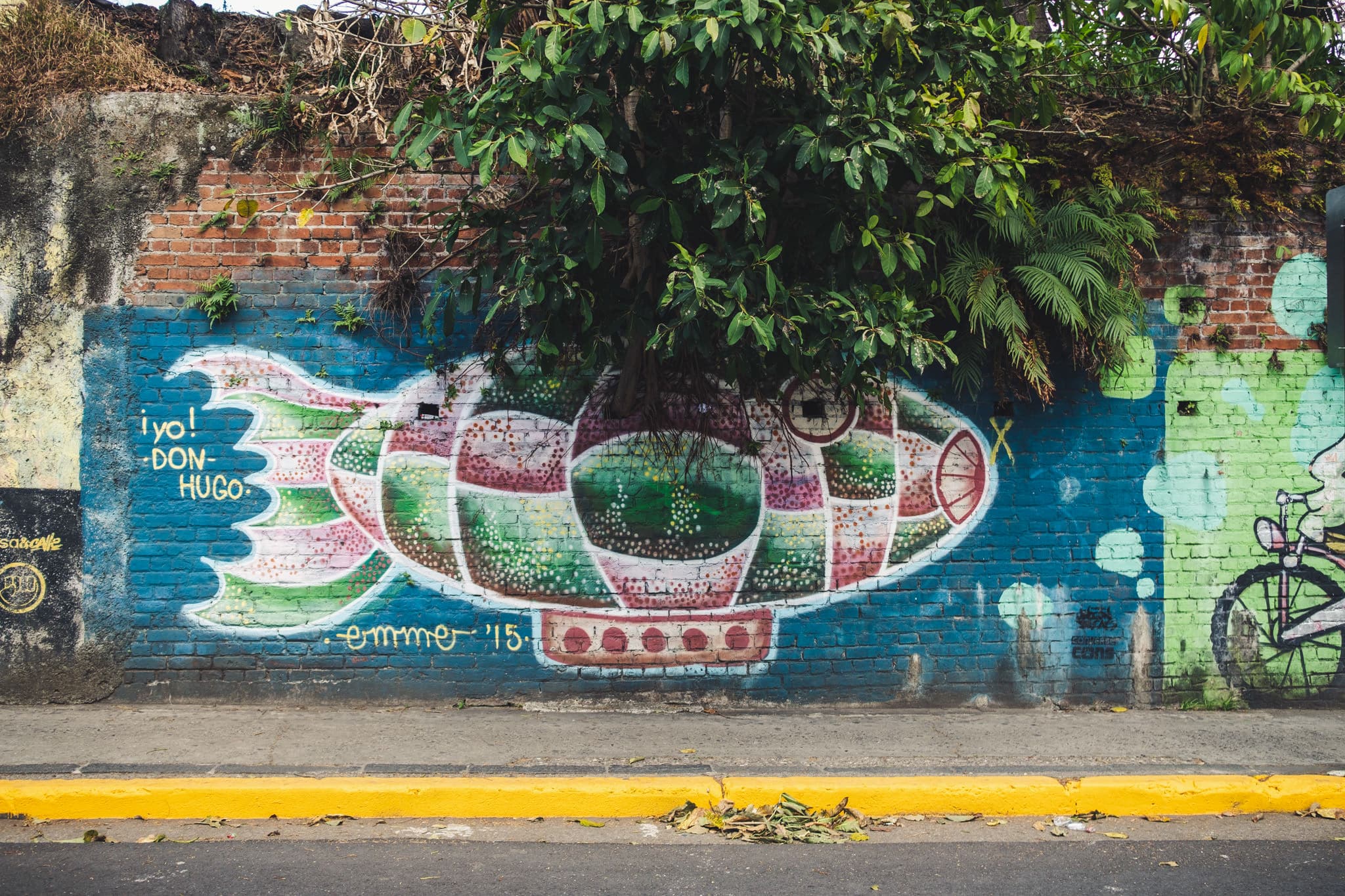 sous marin sur le mur