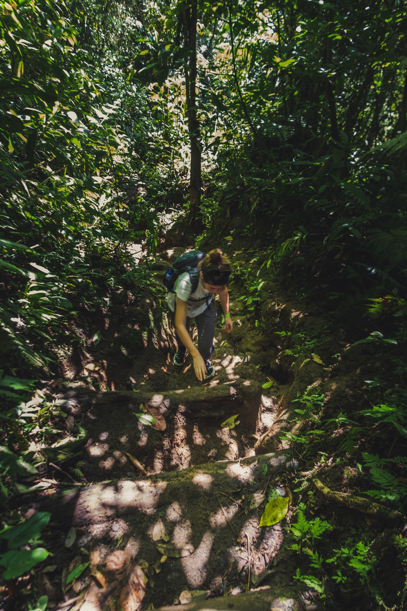 La montée est rude au Cerro Chato, La Fortuna, Costa Rica