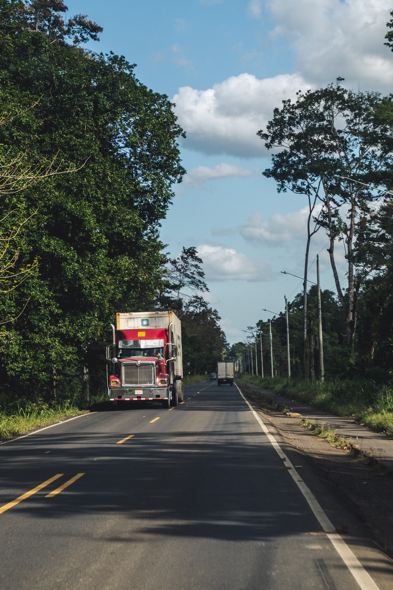 Une route au Costa Rica