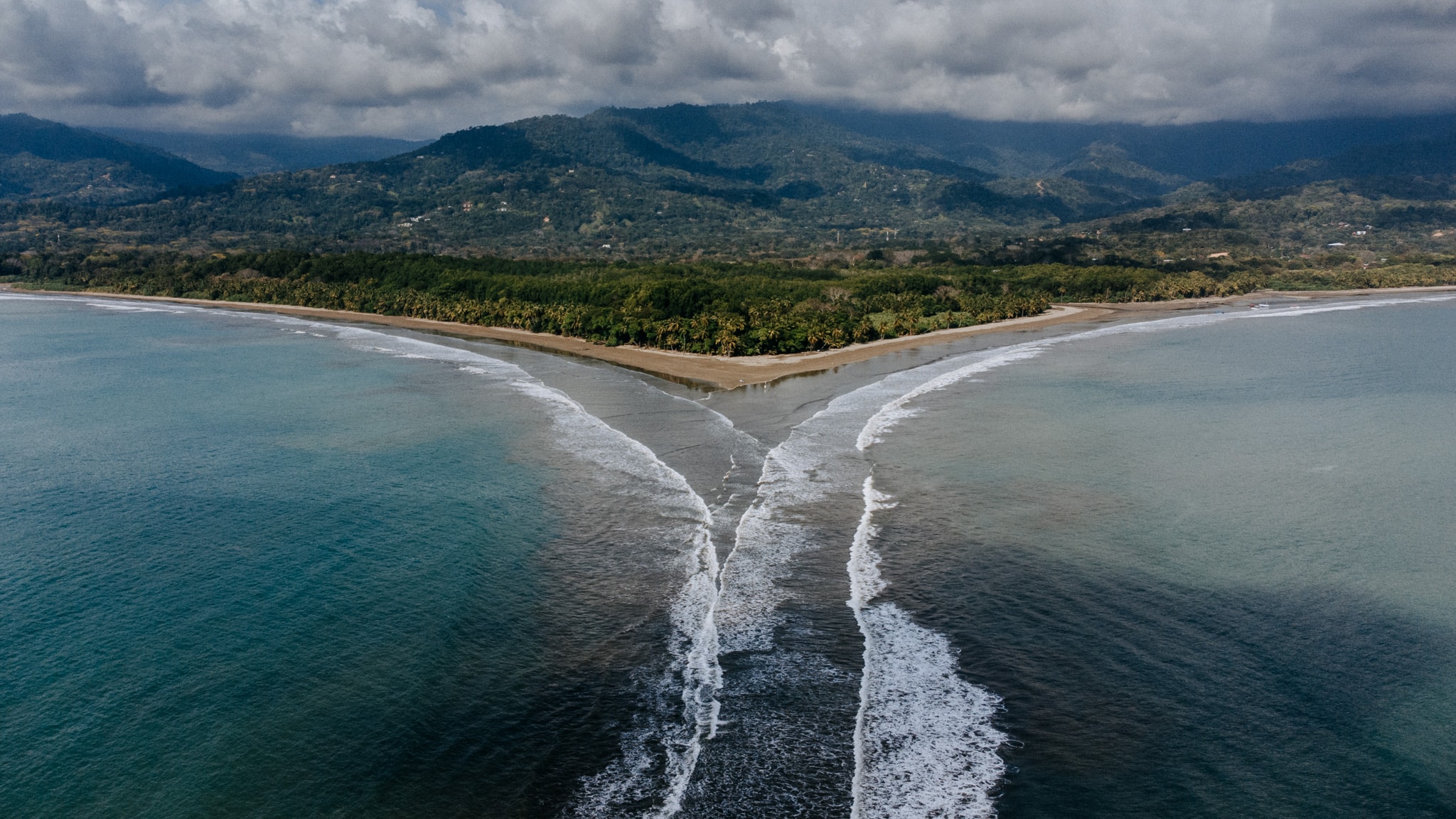 Vue sur le parc national de la Baleina, Uvita