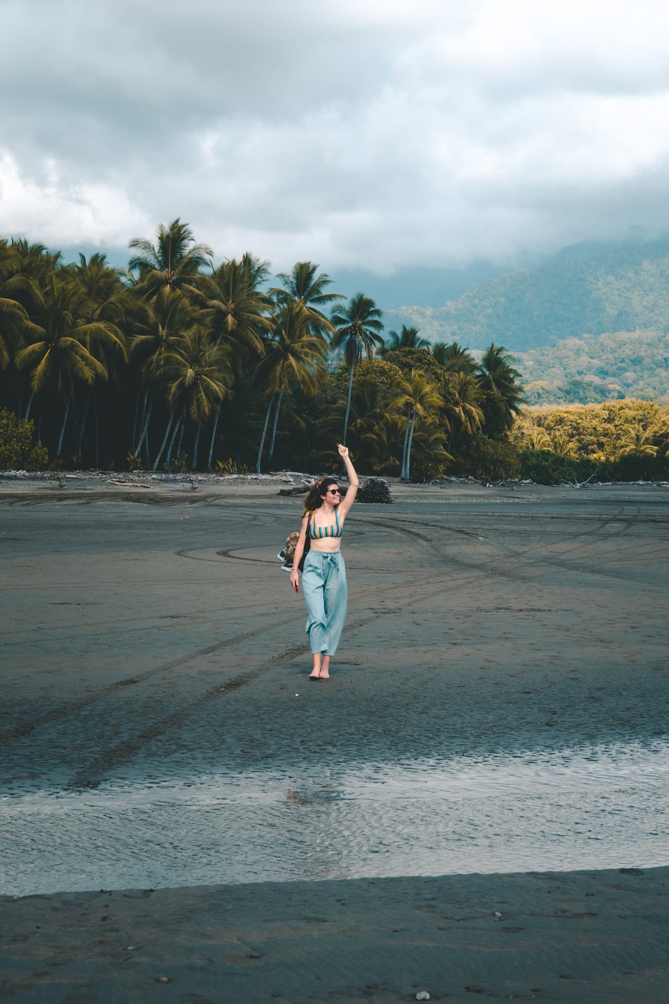 Mimi, élégante sur la plage, Parc National Baleina, Uvita