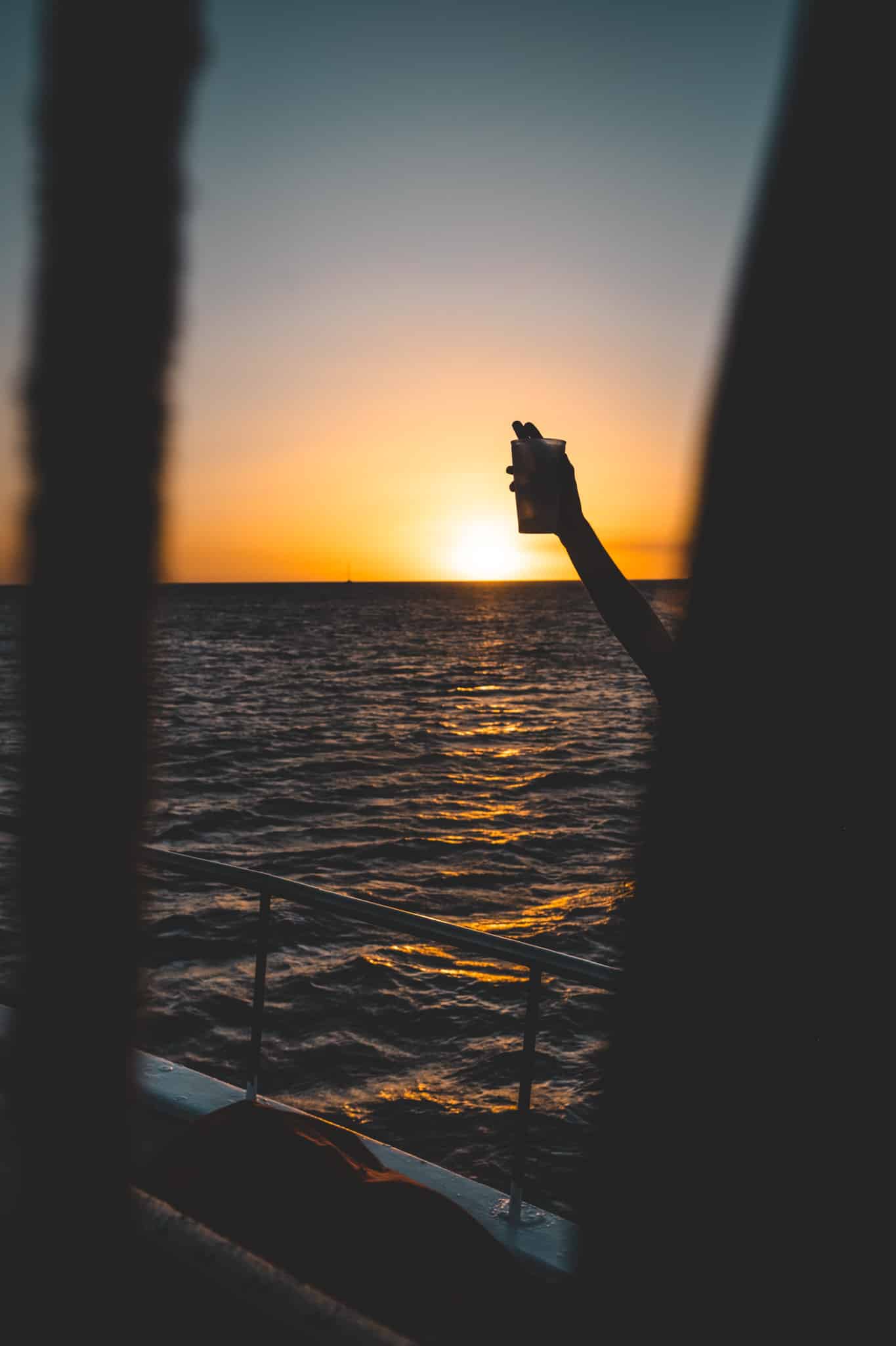 Le coucher du soleil depuis le voilier