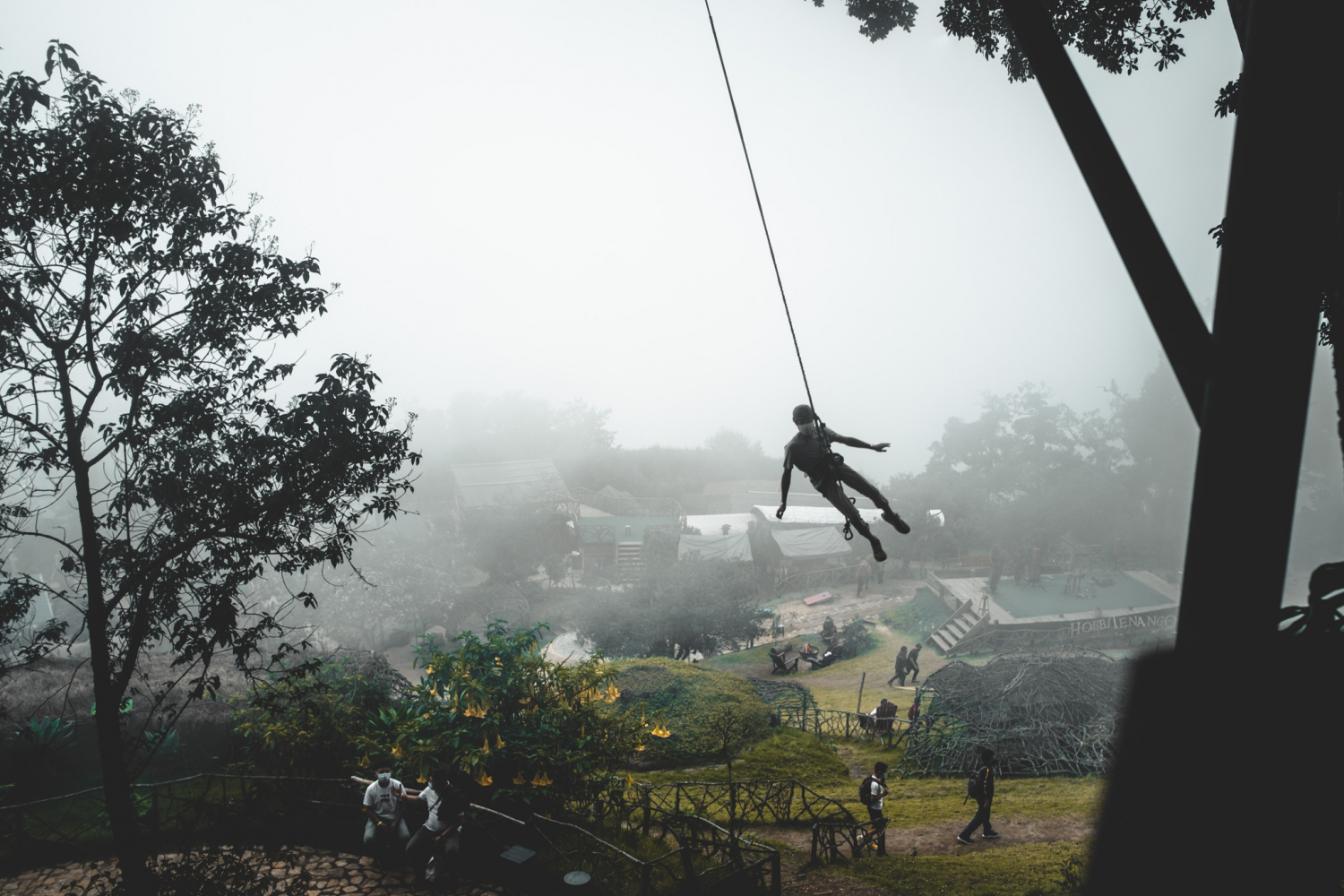 mimi balançoire antigua