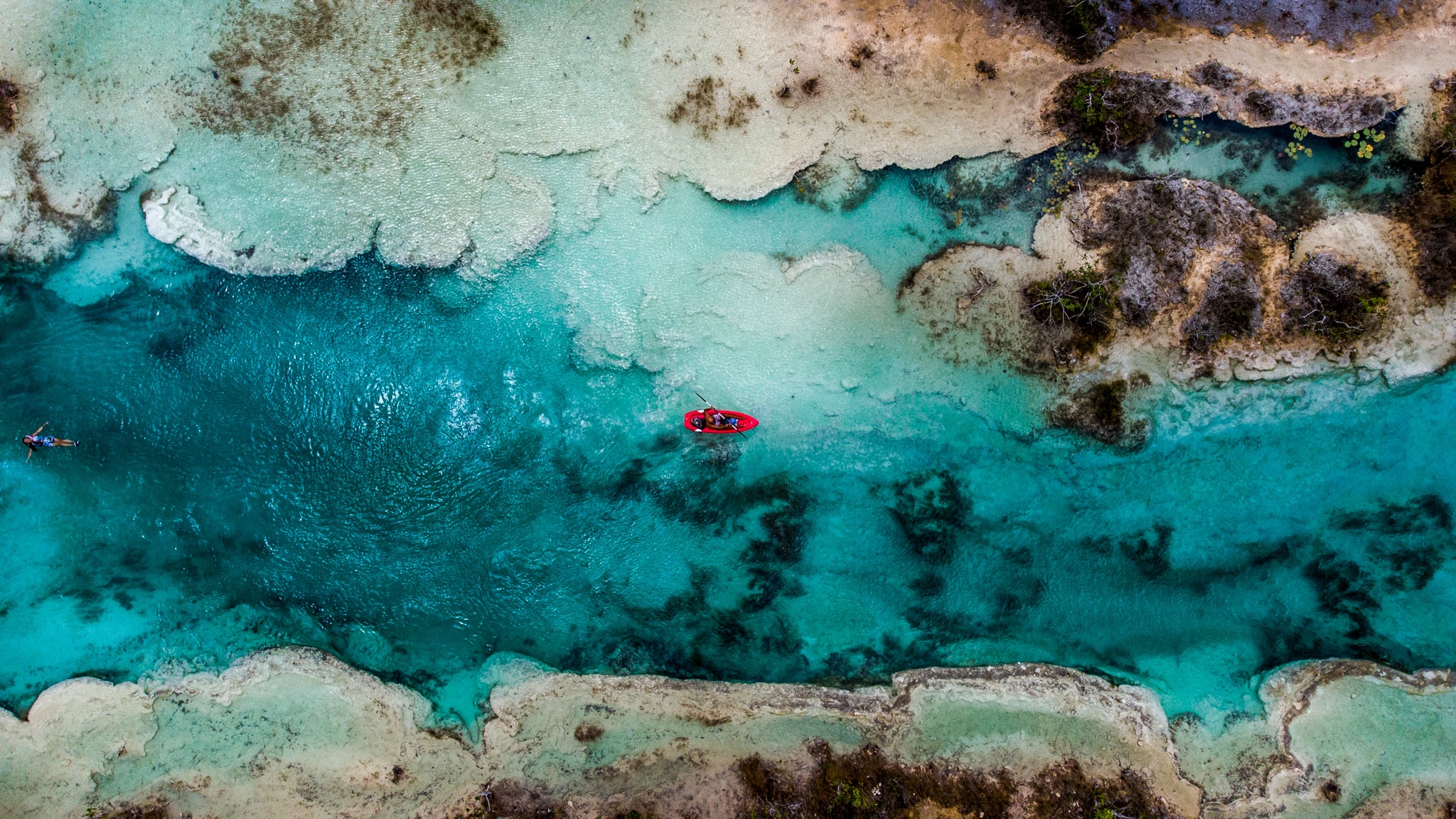 kayak los rapidos bacalar mexico