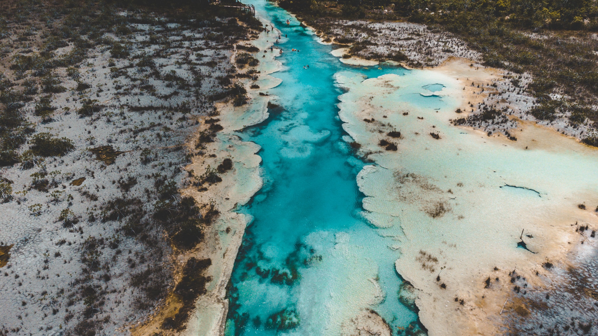 Los rapidos bacalar mexico