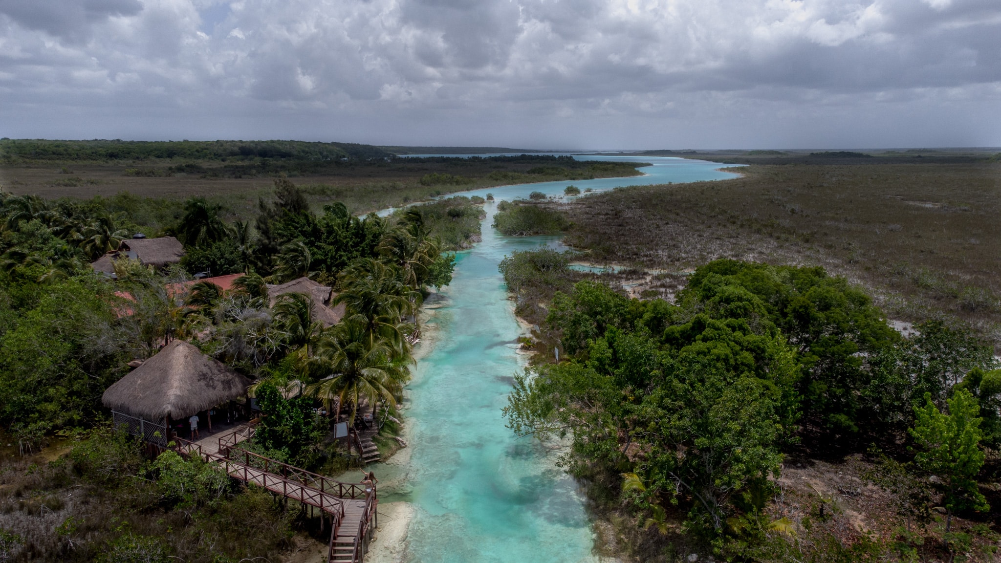 los rapidos restaurant bacalar