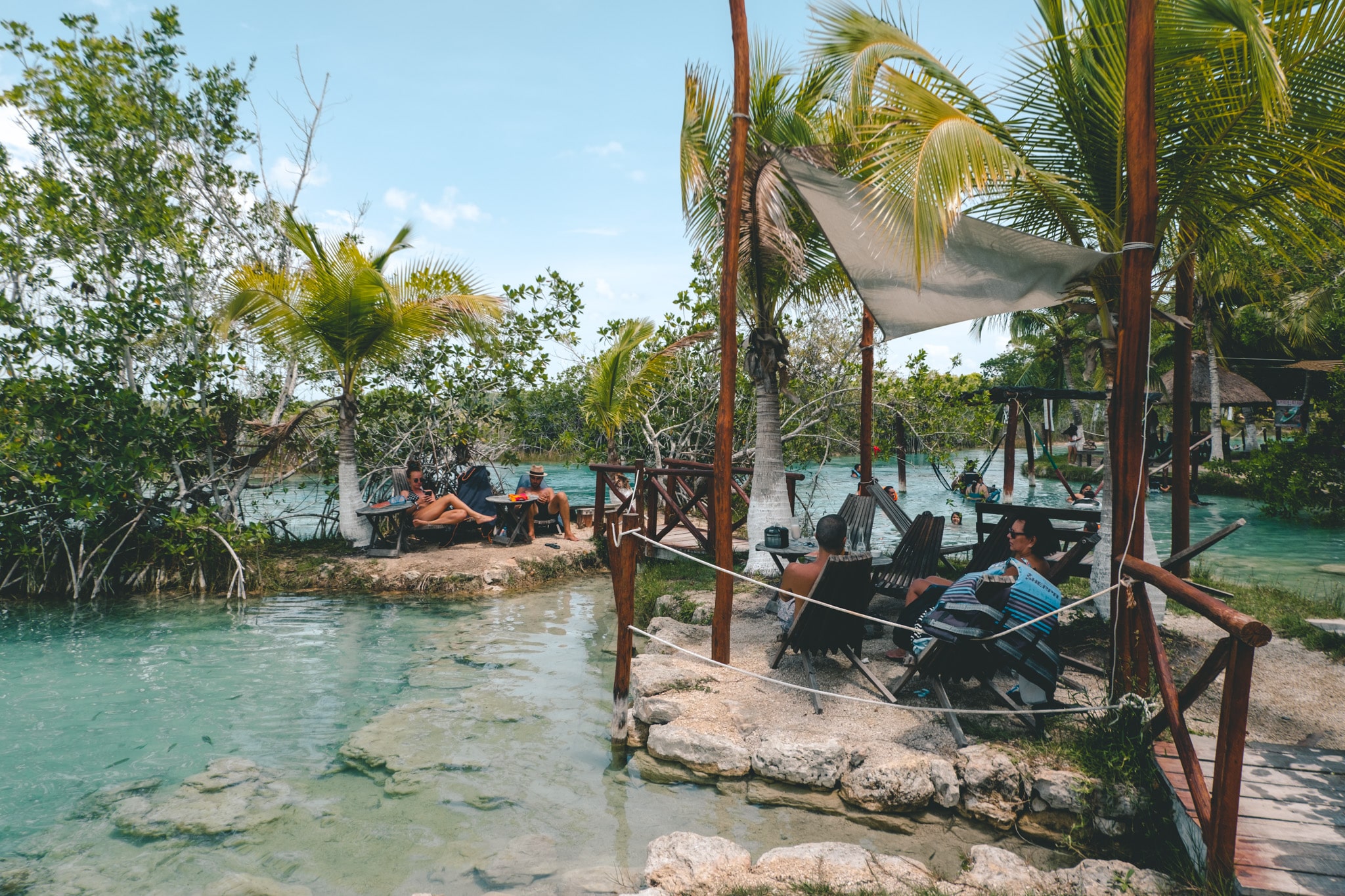 restaurant los rapidos bacalar mexico