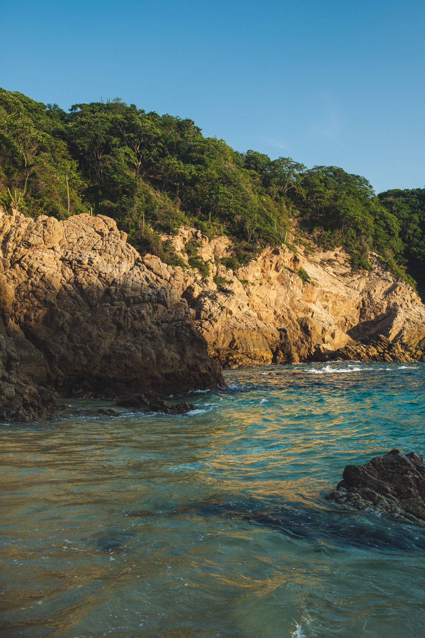 playa violin huatulco