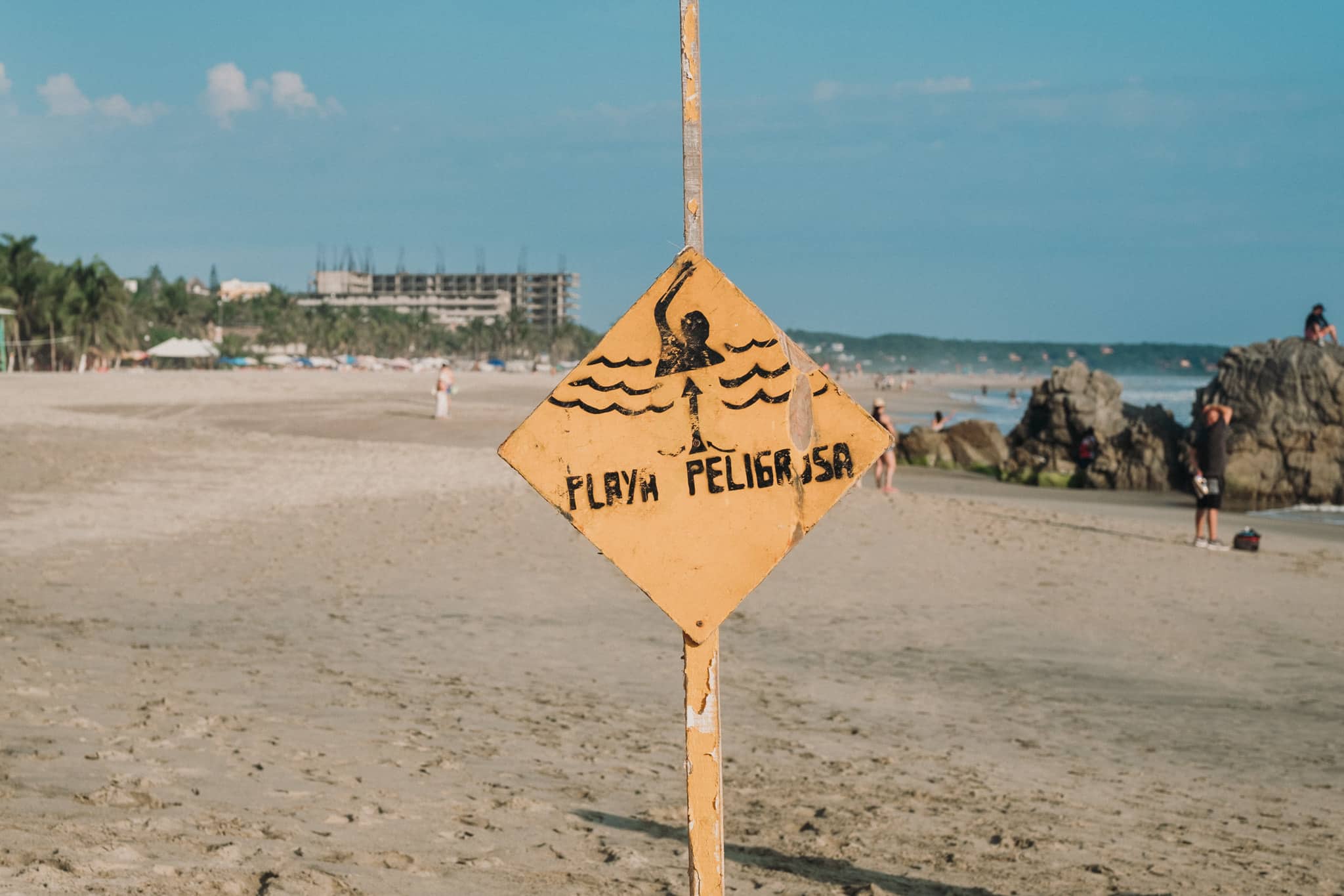 playa zicatela puerto escondido danger