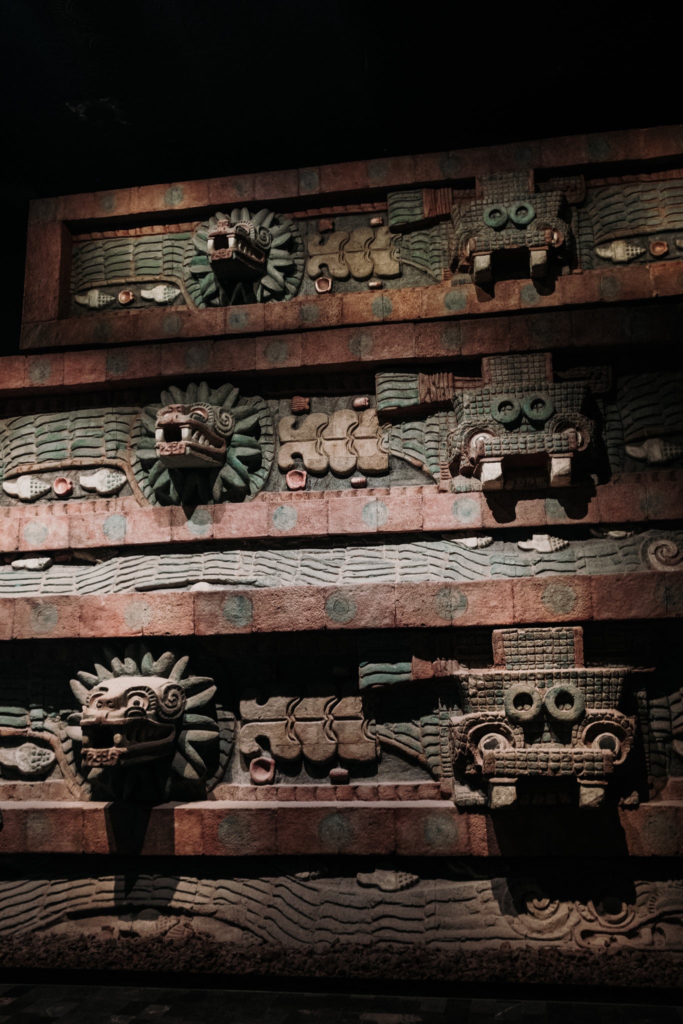 mur de figures azteques