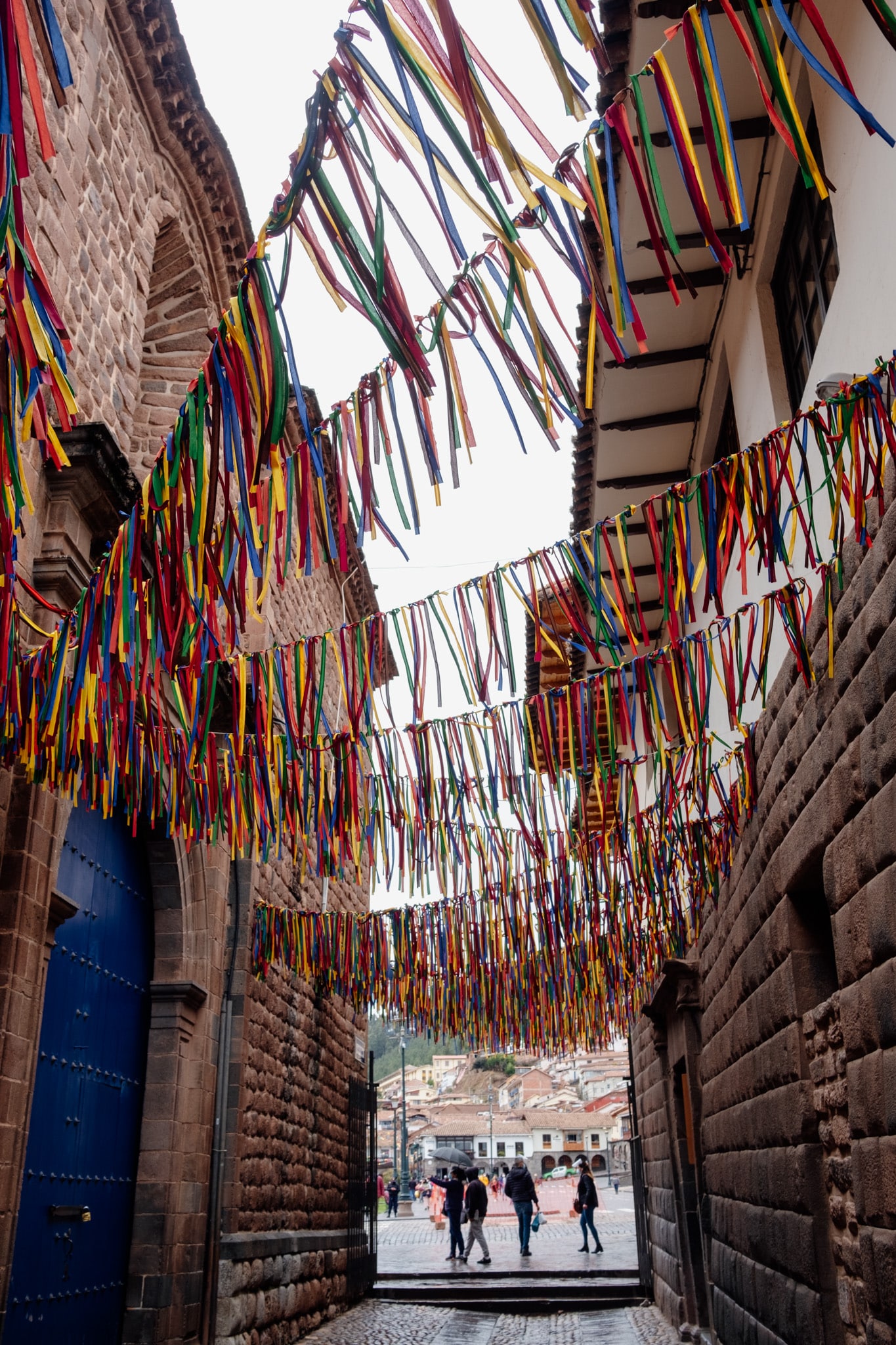 une ville coloree : cusco capitale incas