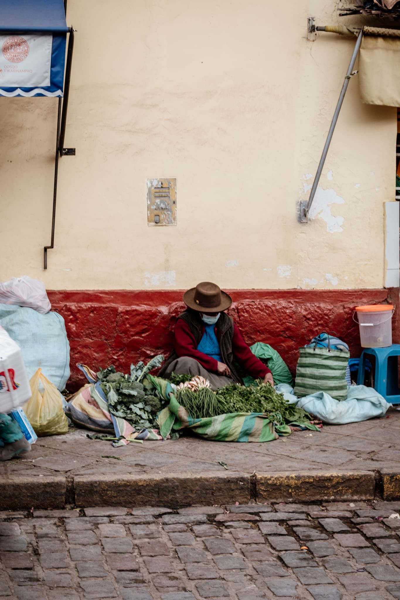 dame aux herbes à cusco