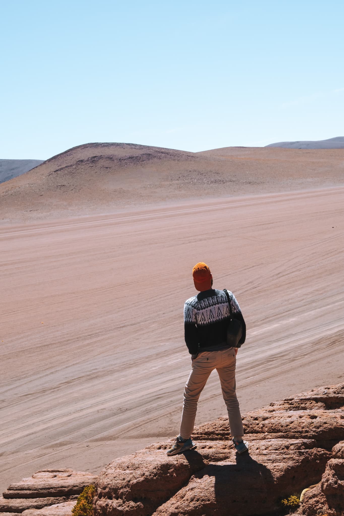 mimi face au desert bolivie