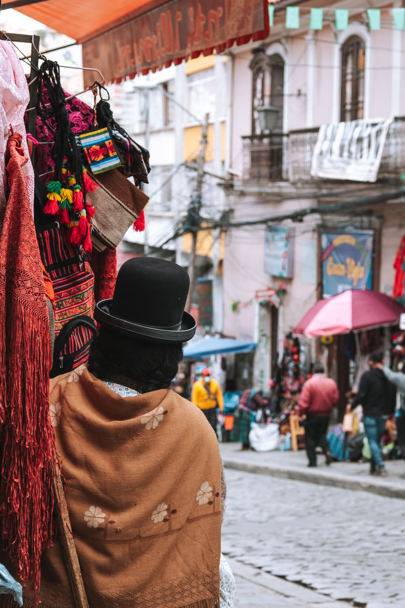 cholitas dans la rue