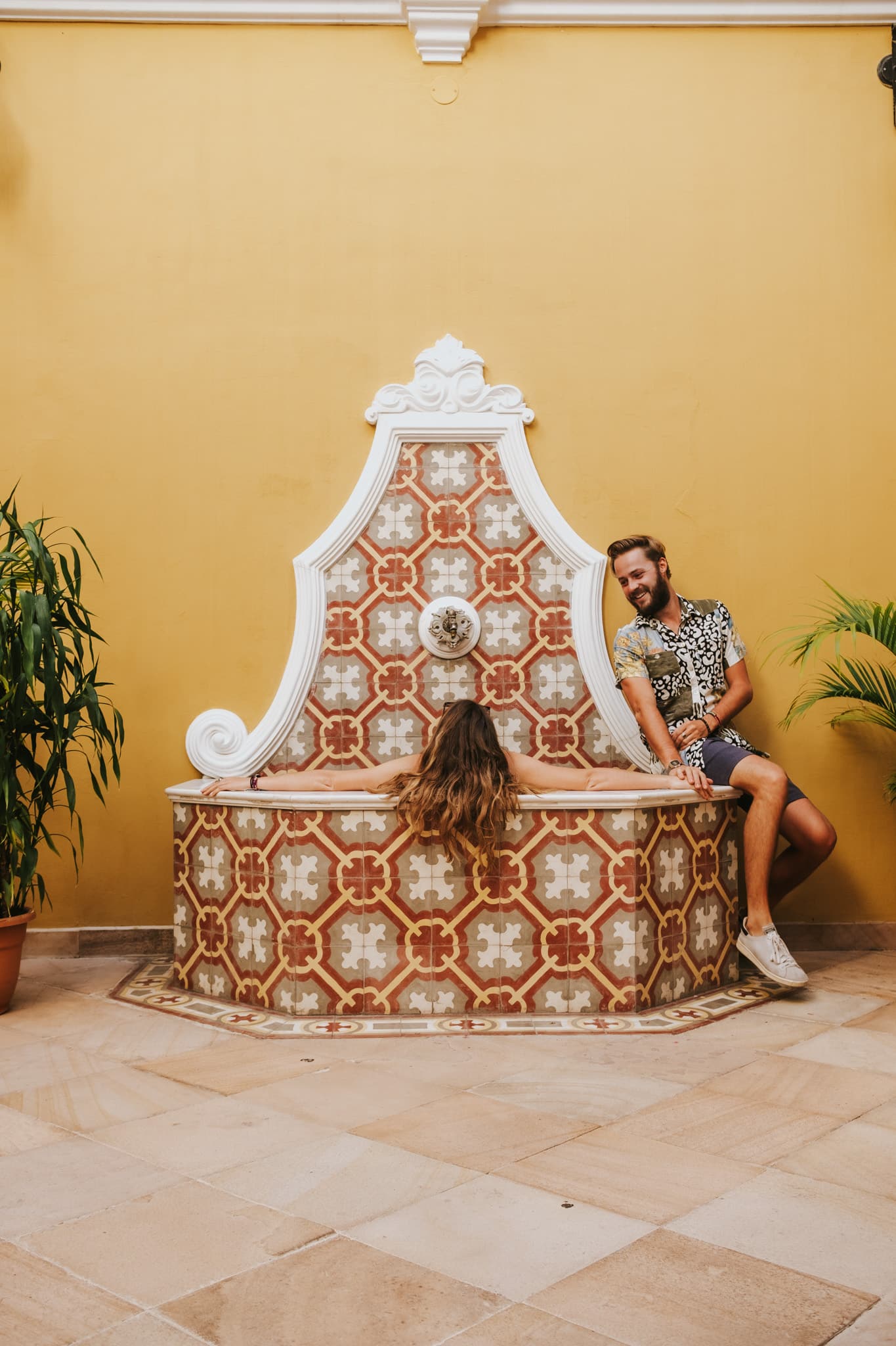 photo couple sucre hotel parador santa maria la real