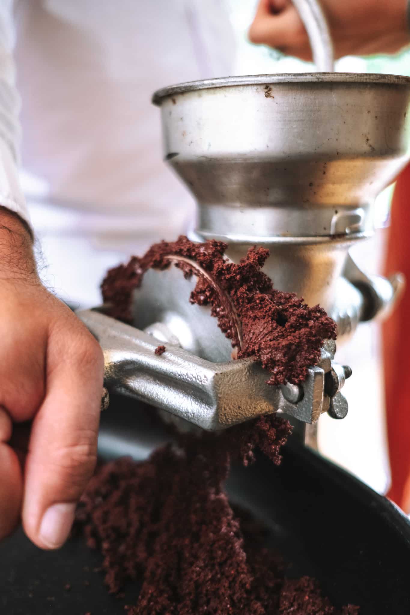 Broyage des fèves de cacao