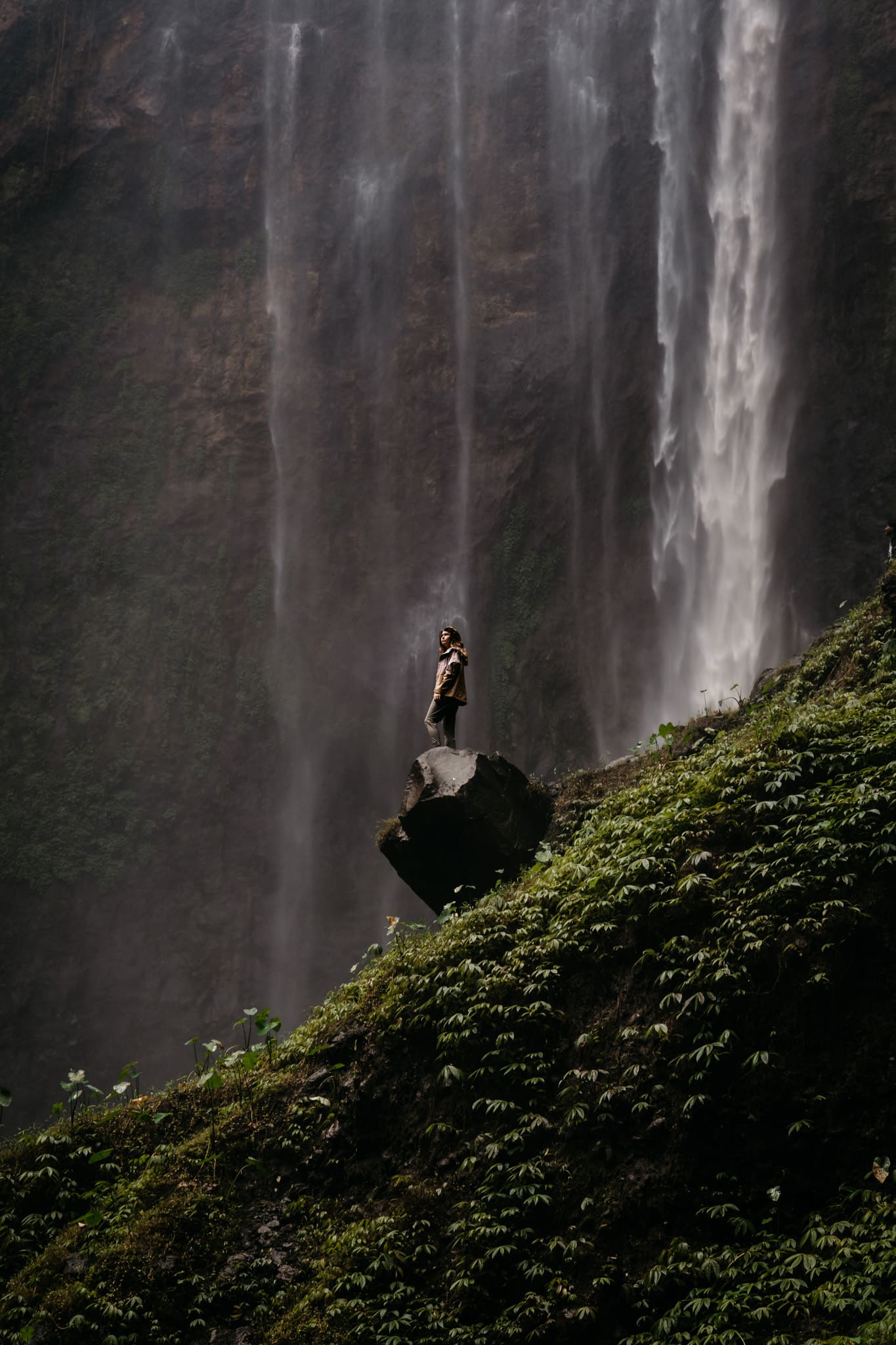 portrait coban sewu rocher