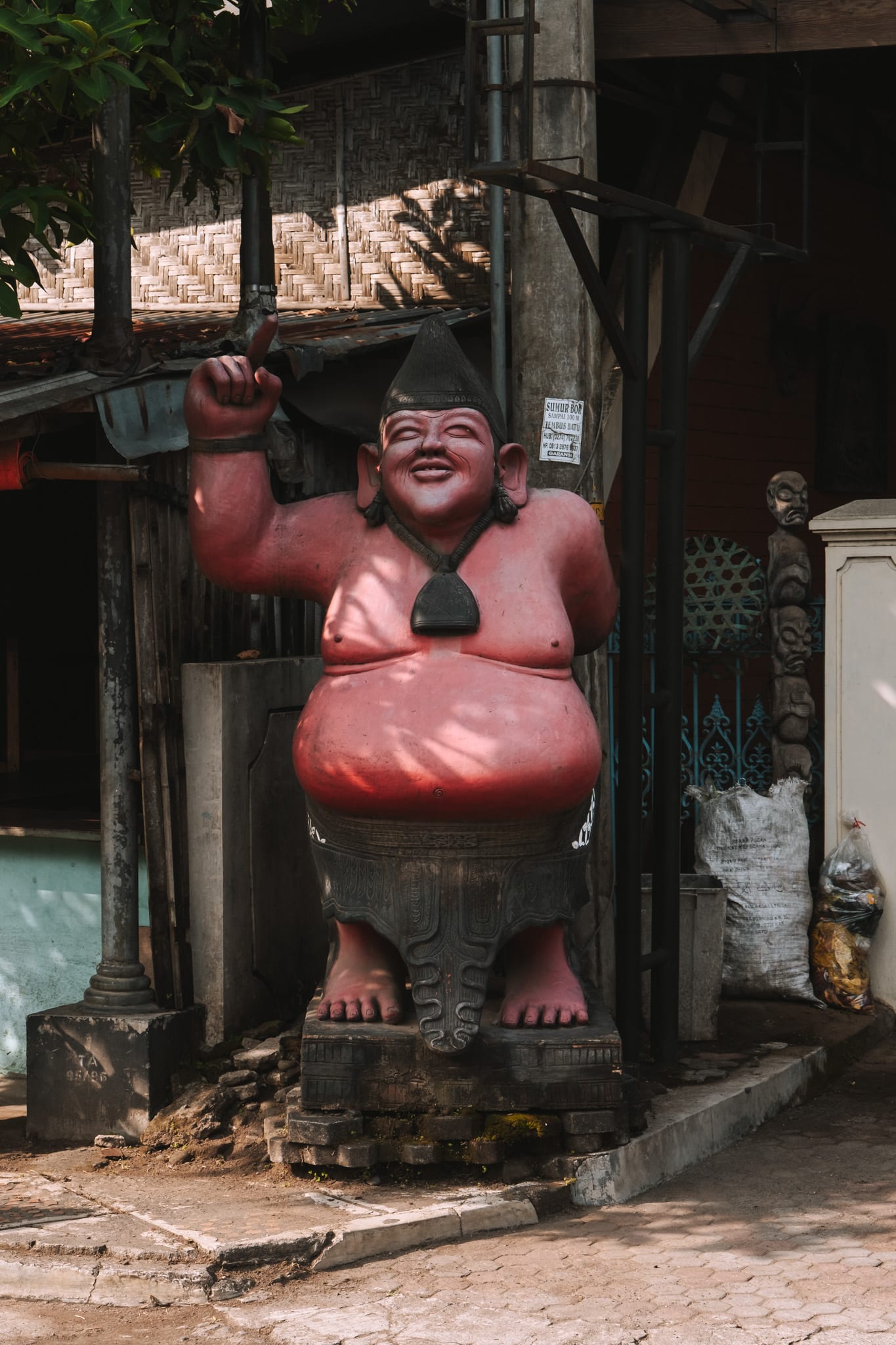 statue kasongan yogyakarta