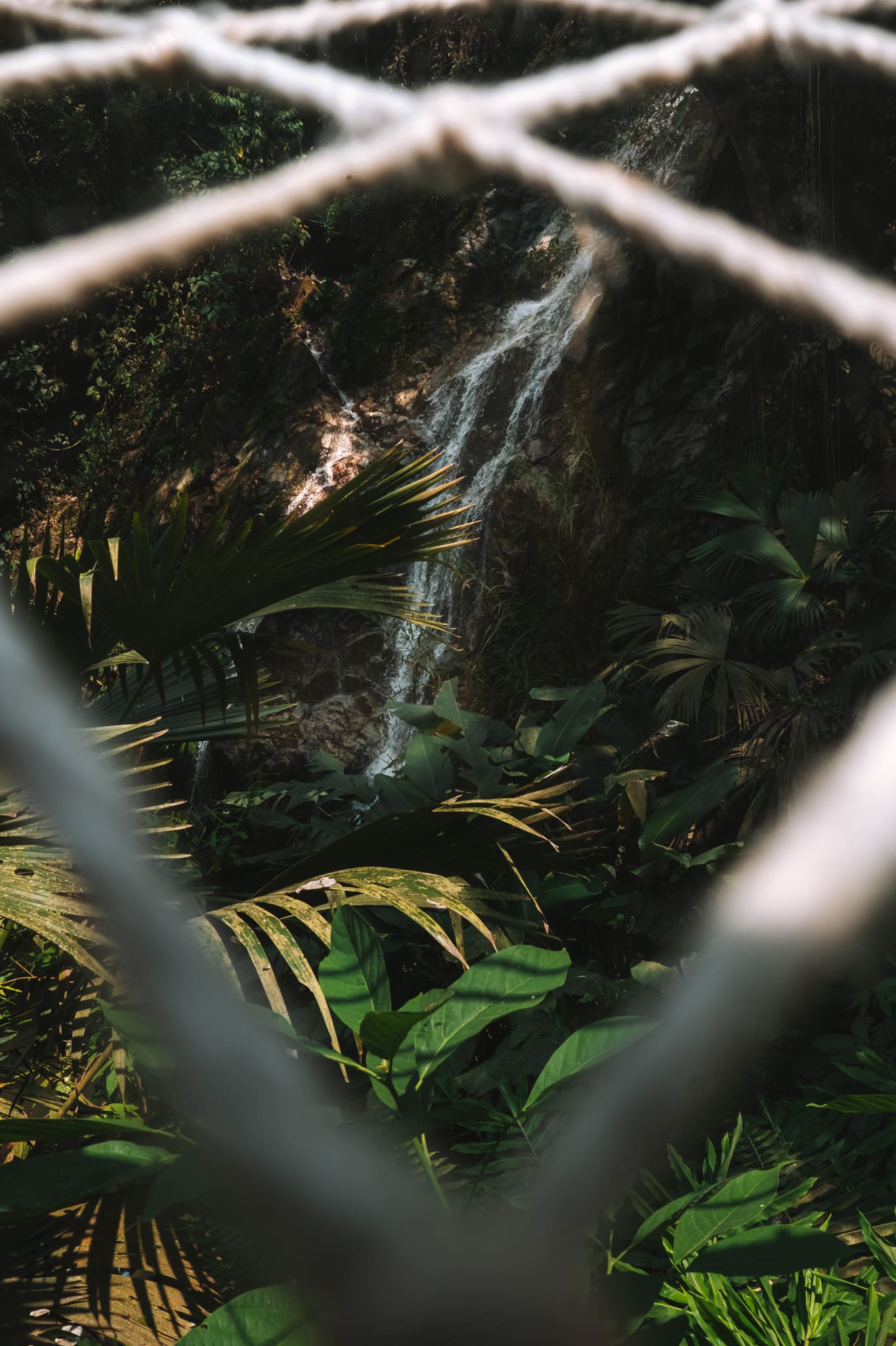 nest marinka waterfall