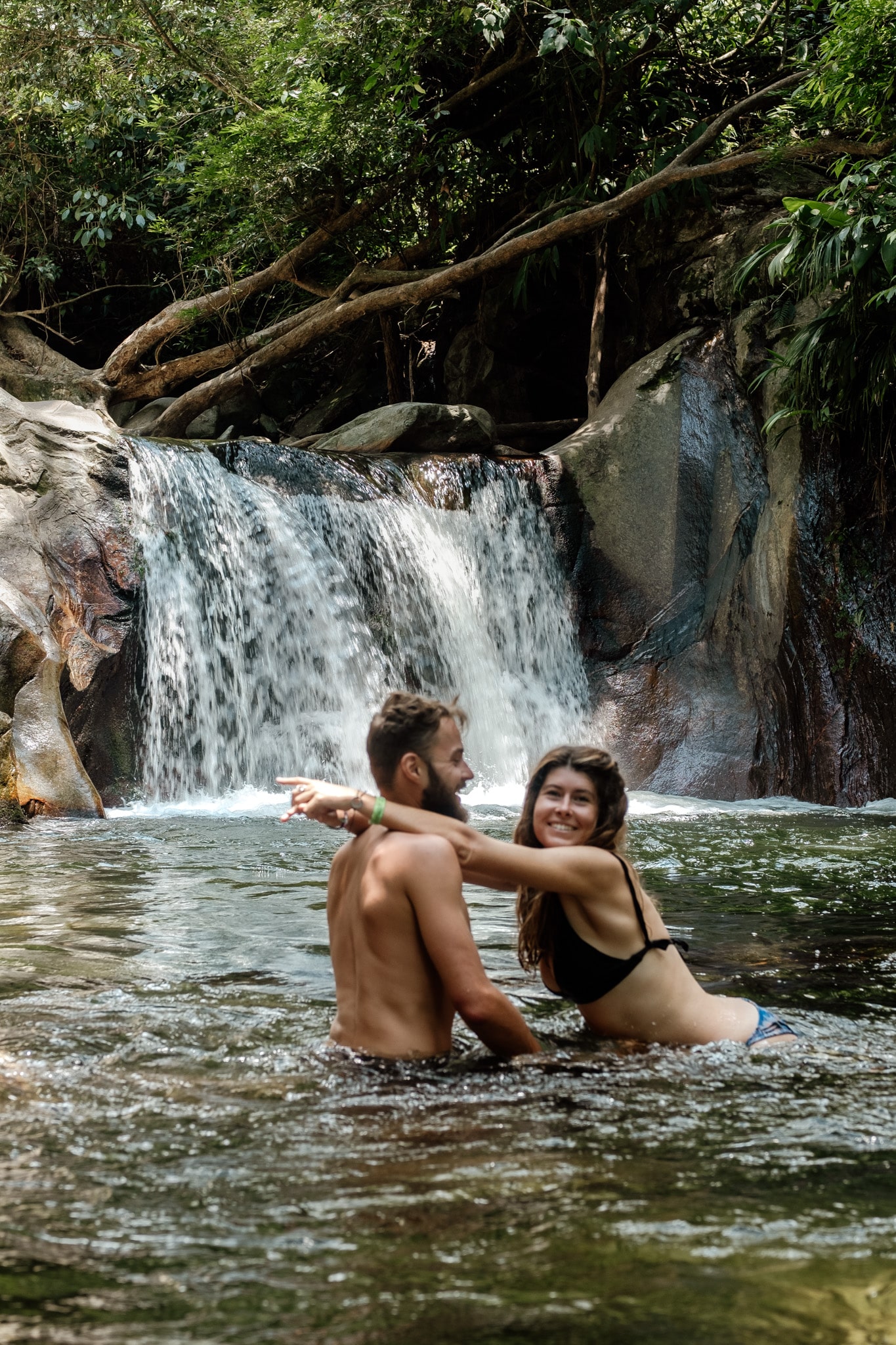 photo couple pozo azules