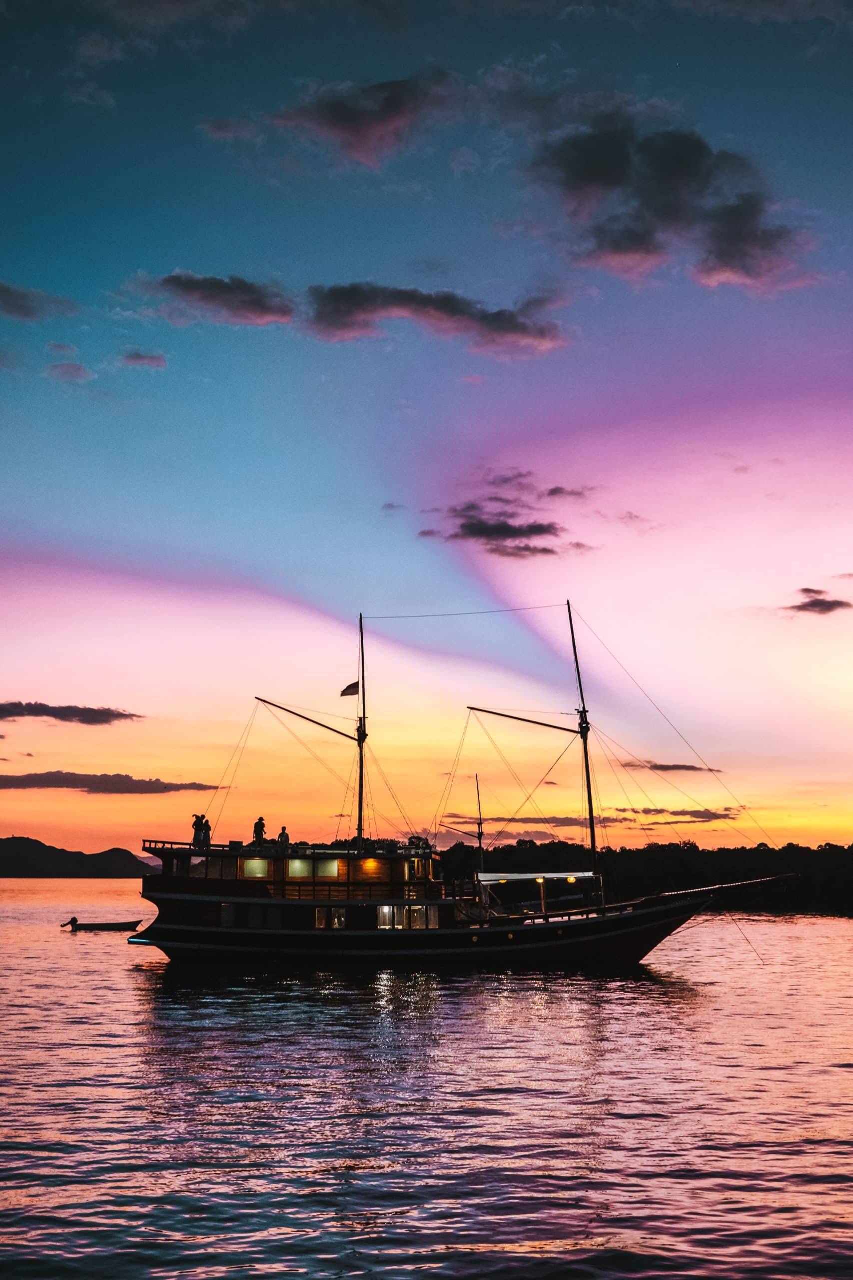 coucher de soleil padar island