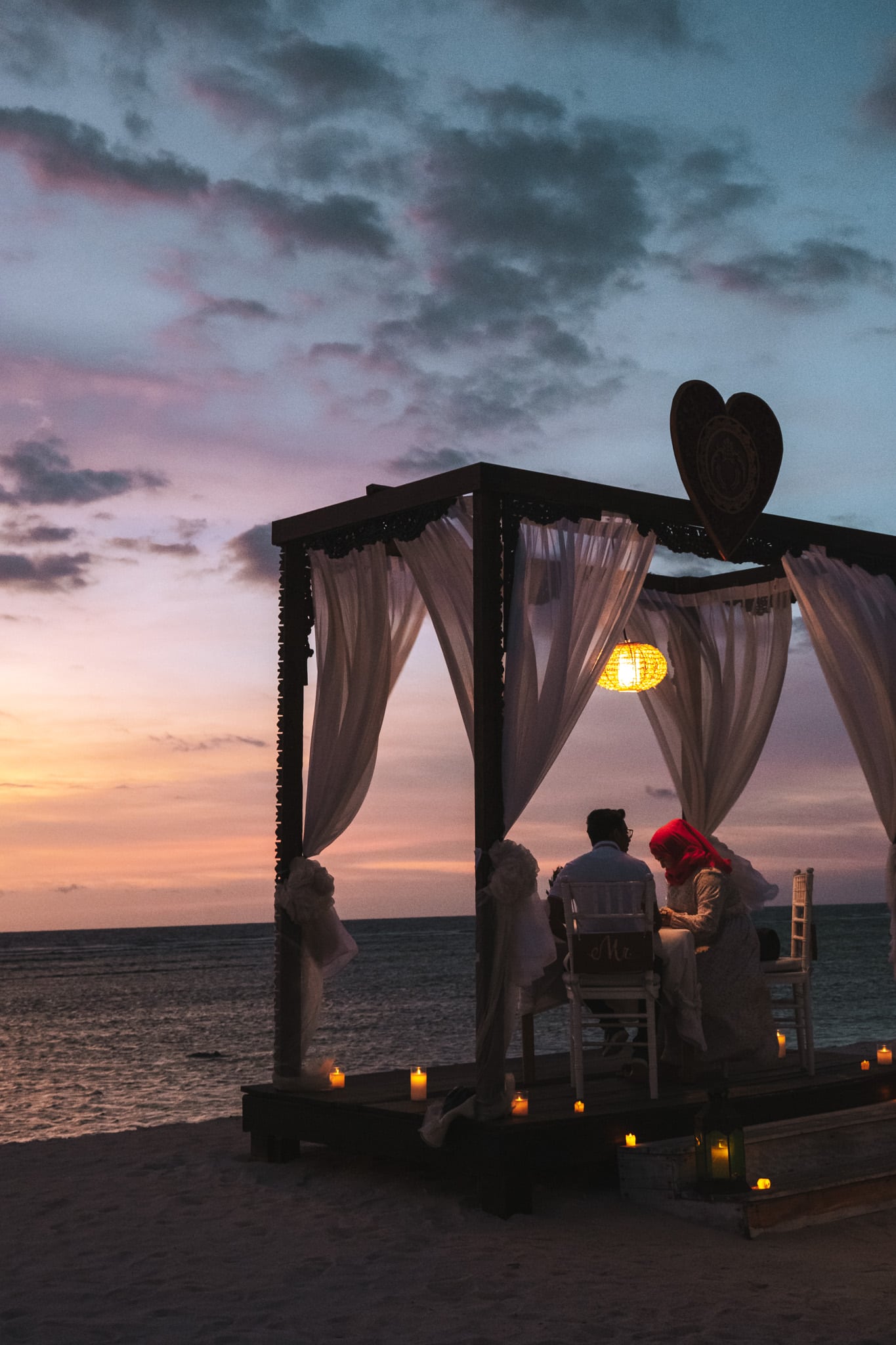 diner romantique ombak sunset