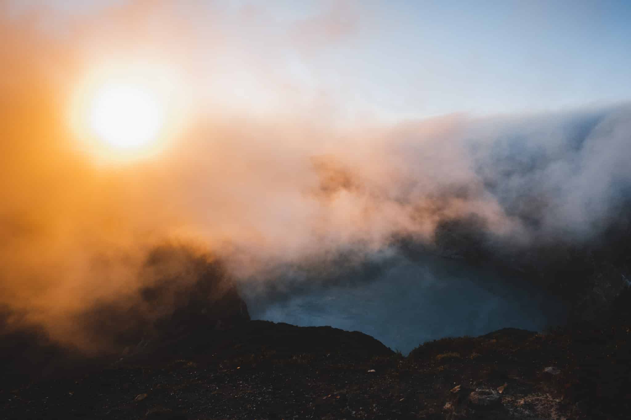 lever de soleil kelimutu flores